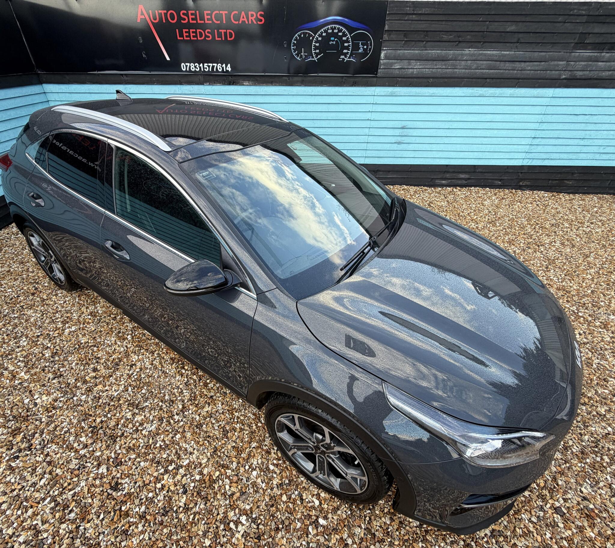Kia Xceed view 3