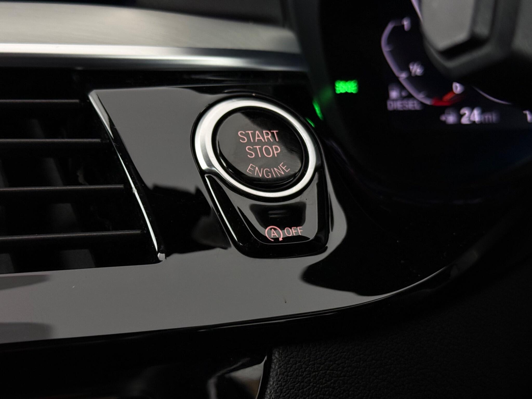 BMW 5 Series view 20