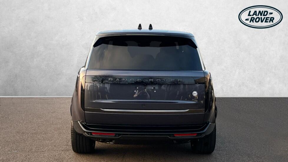 Land Rover Range Rover view 6