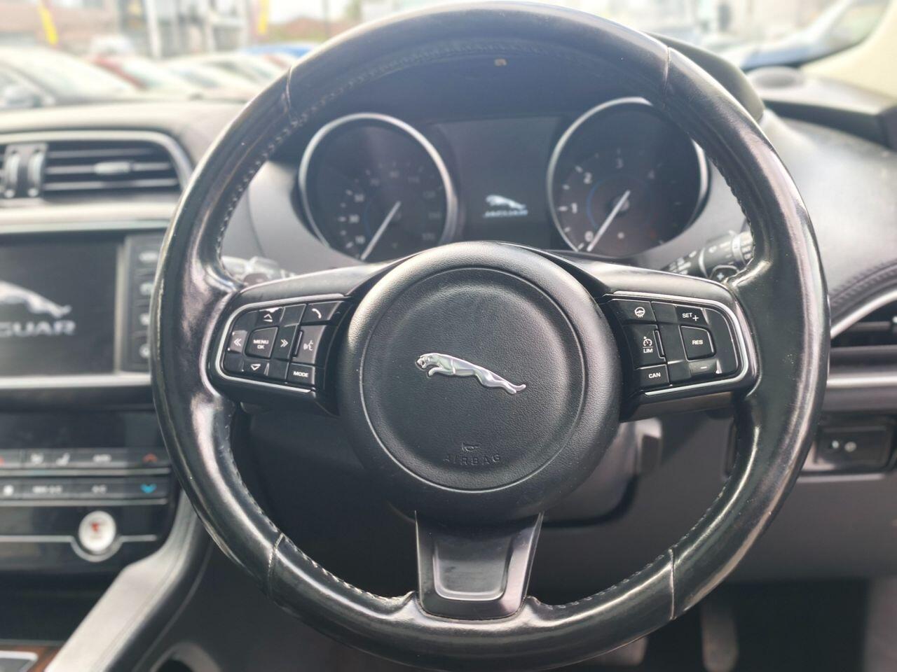 Jaguar F-Pace view 19