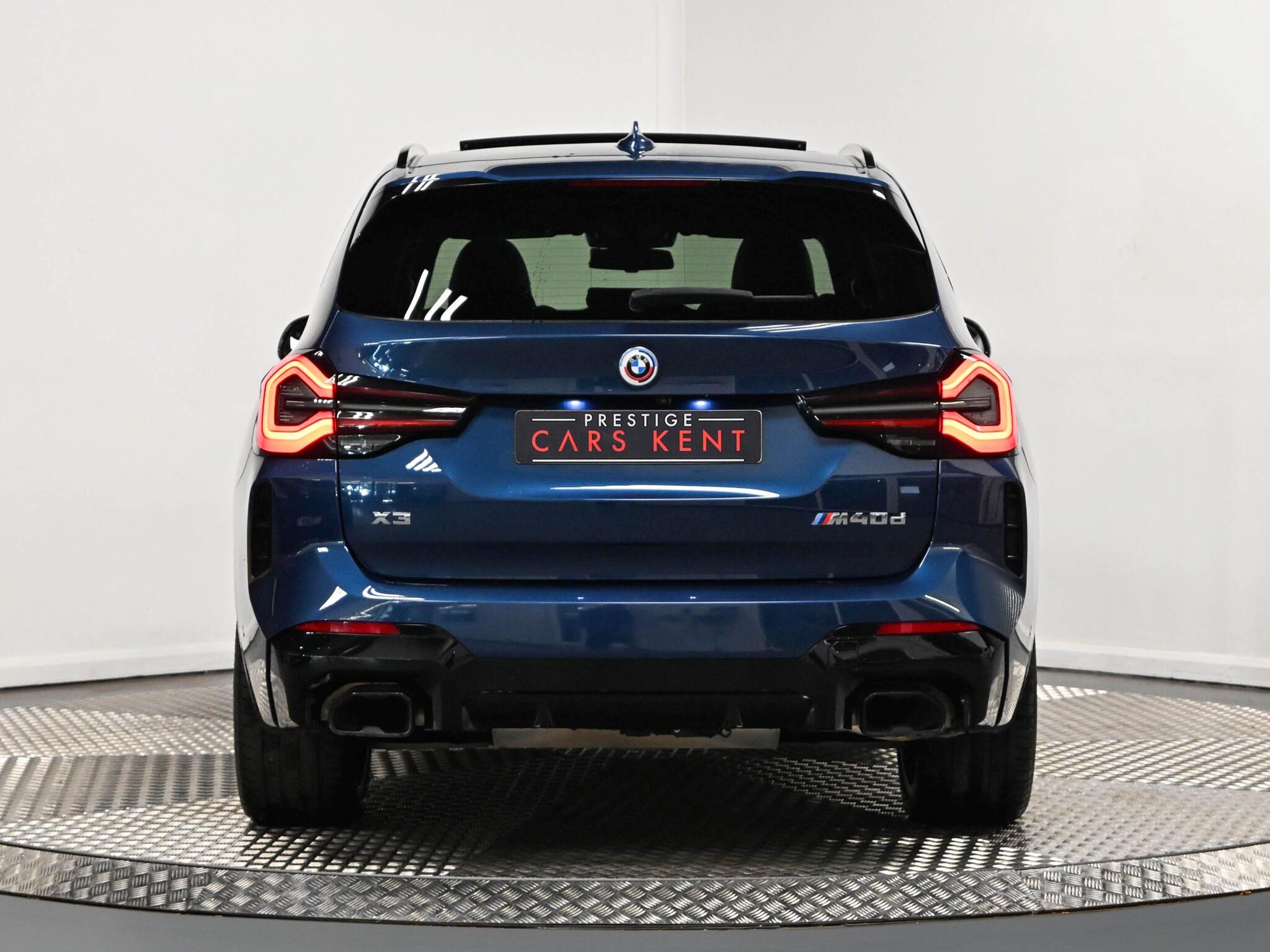 BMW X3 view 19