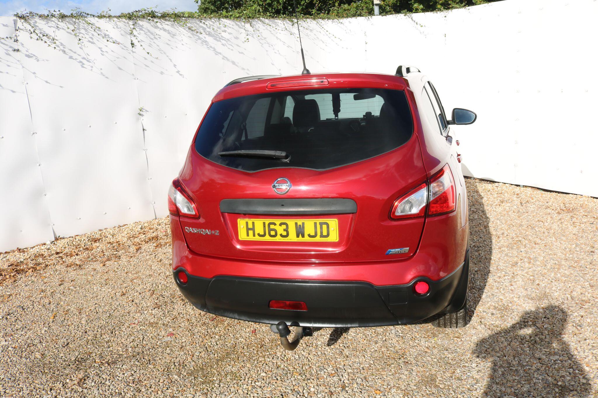 Nissan Qashqai+2 view 18