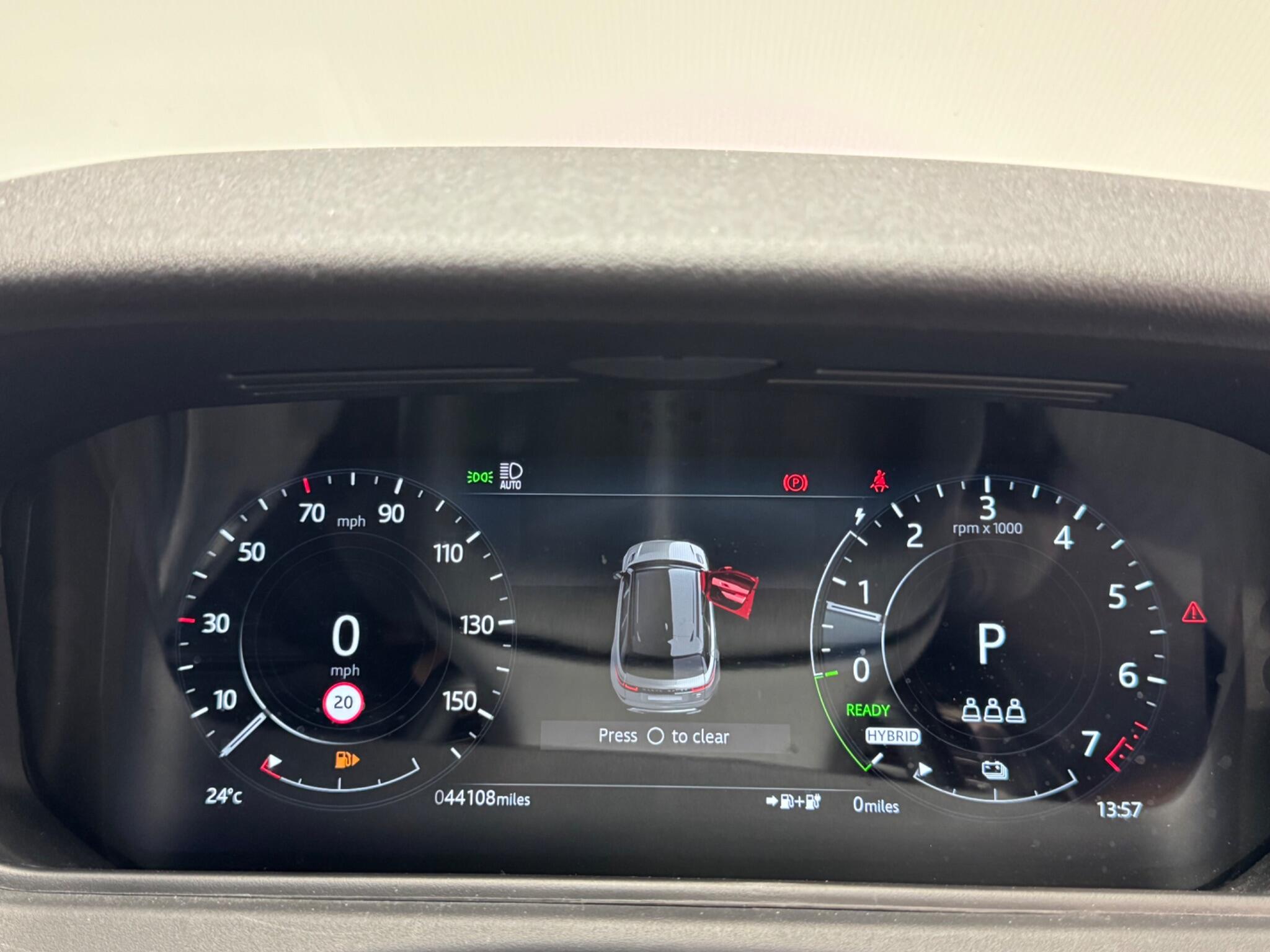 Land Rover Range Rover Velar view 27