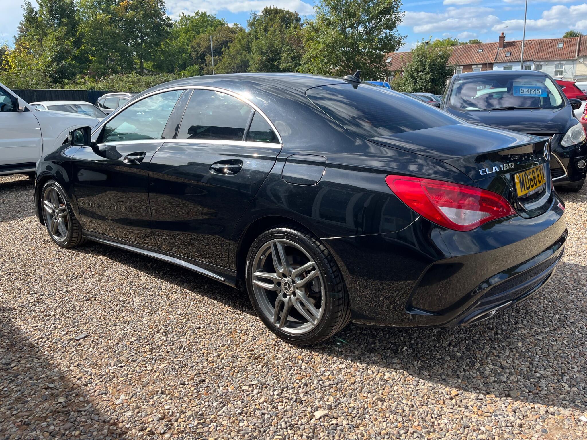 Mercedes-Benz Cla view 6