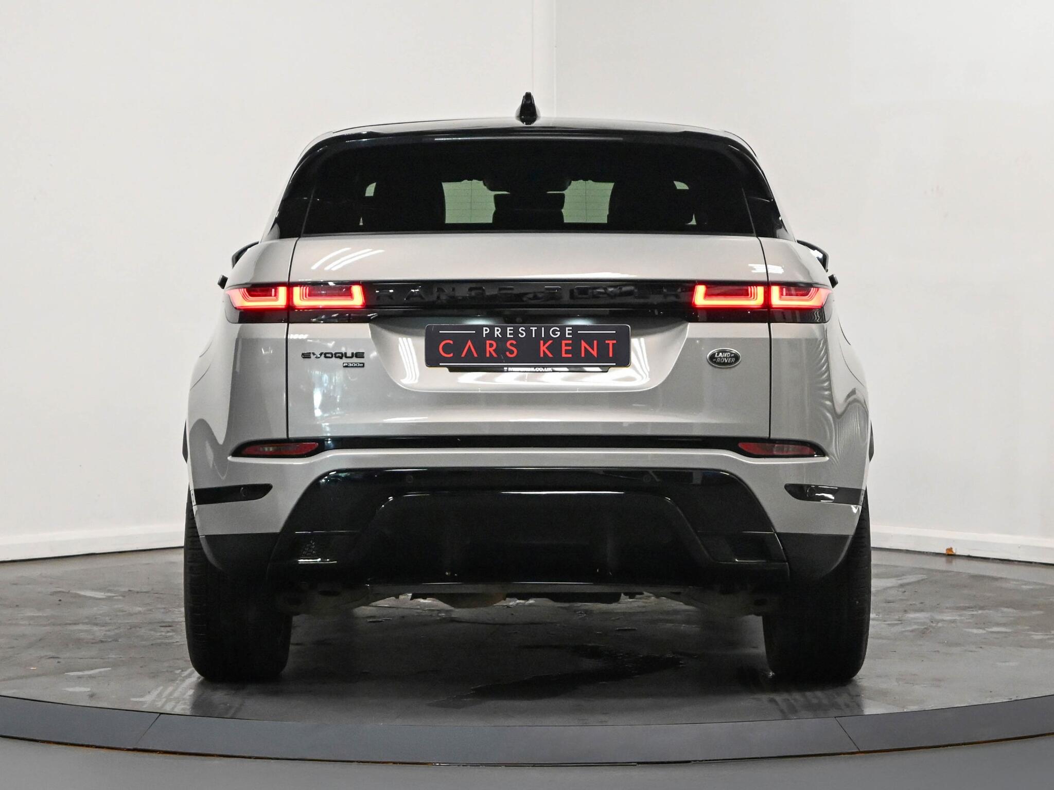 Land Rover Range Rover Evoque view 23