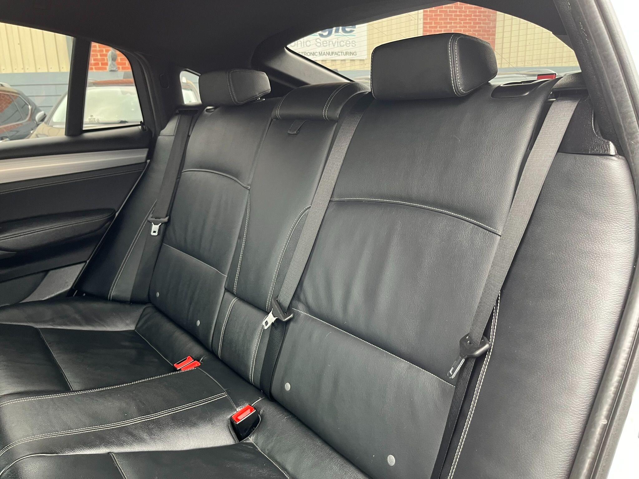 BMW X4 view 32