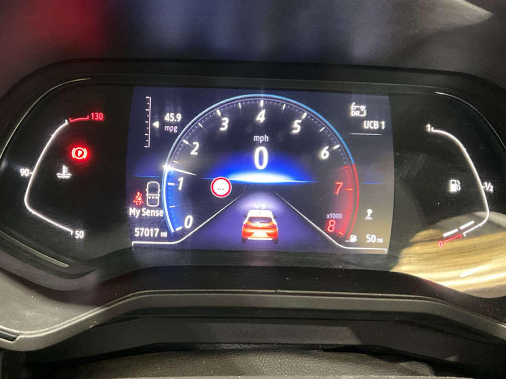 Renault Clio view 8