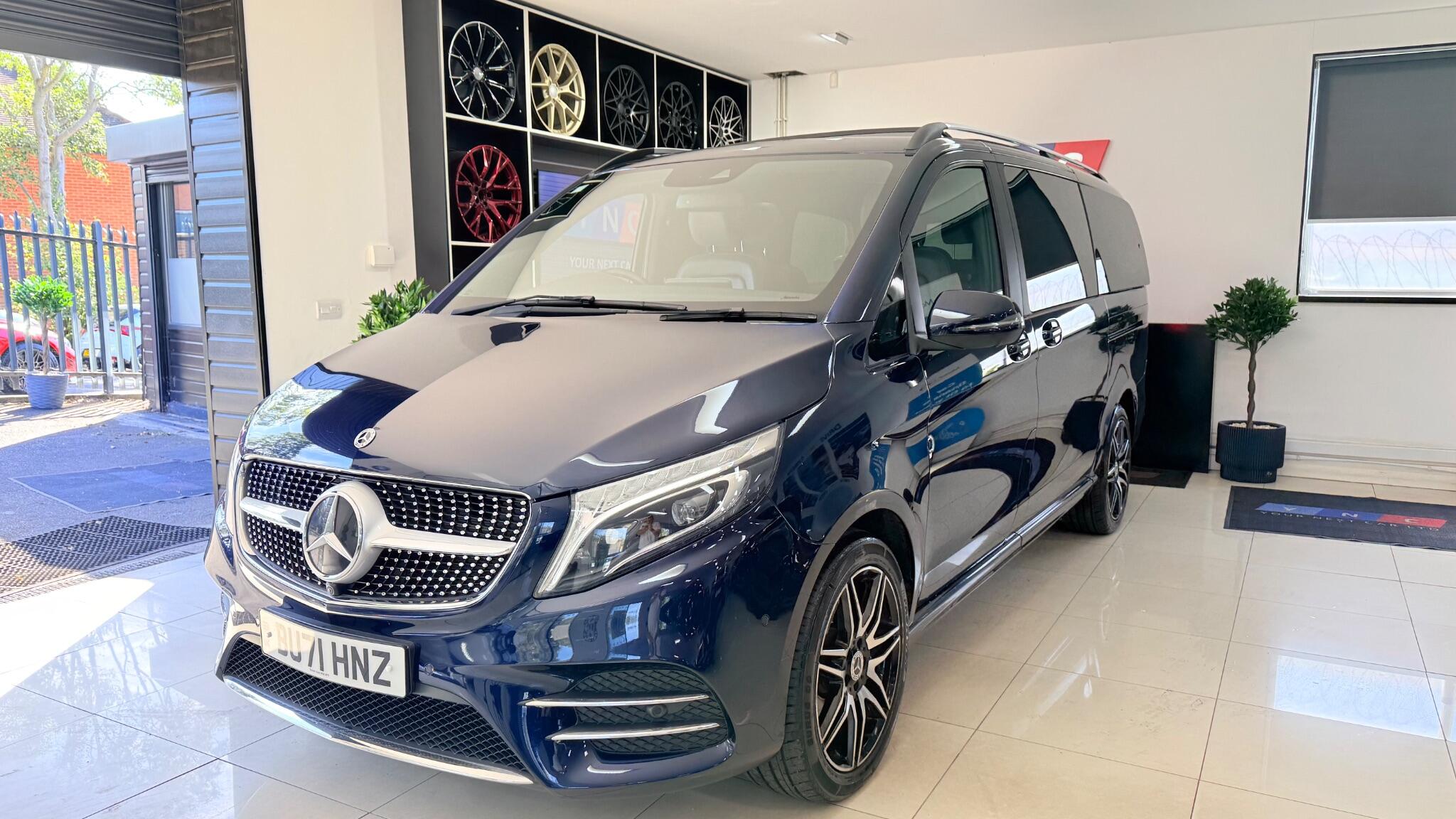 Mercedes-Benz V-Class view 69