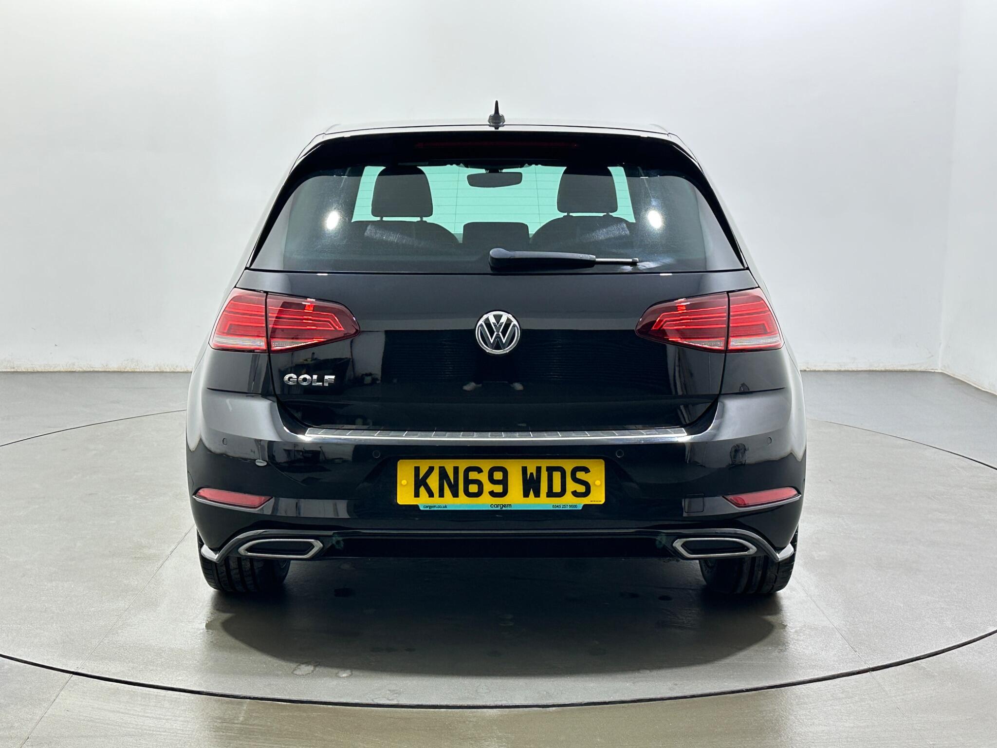 Volkswagen Golf view 7