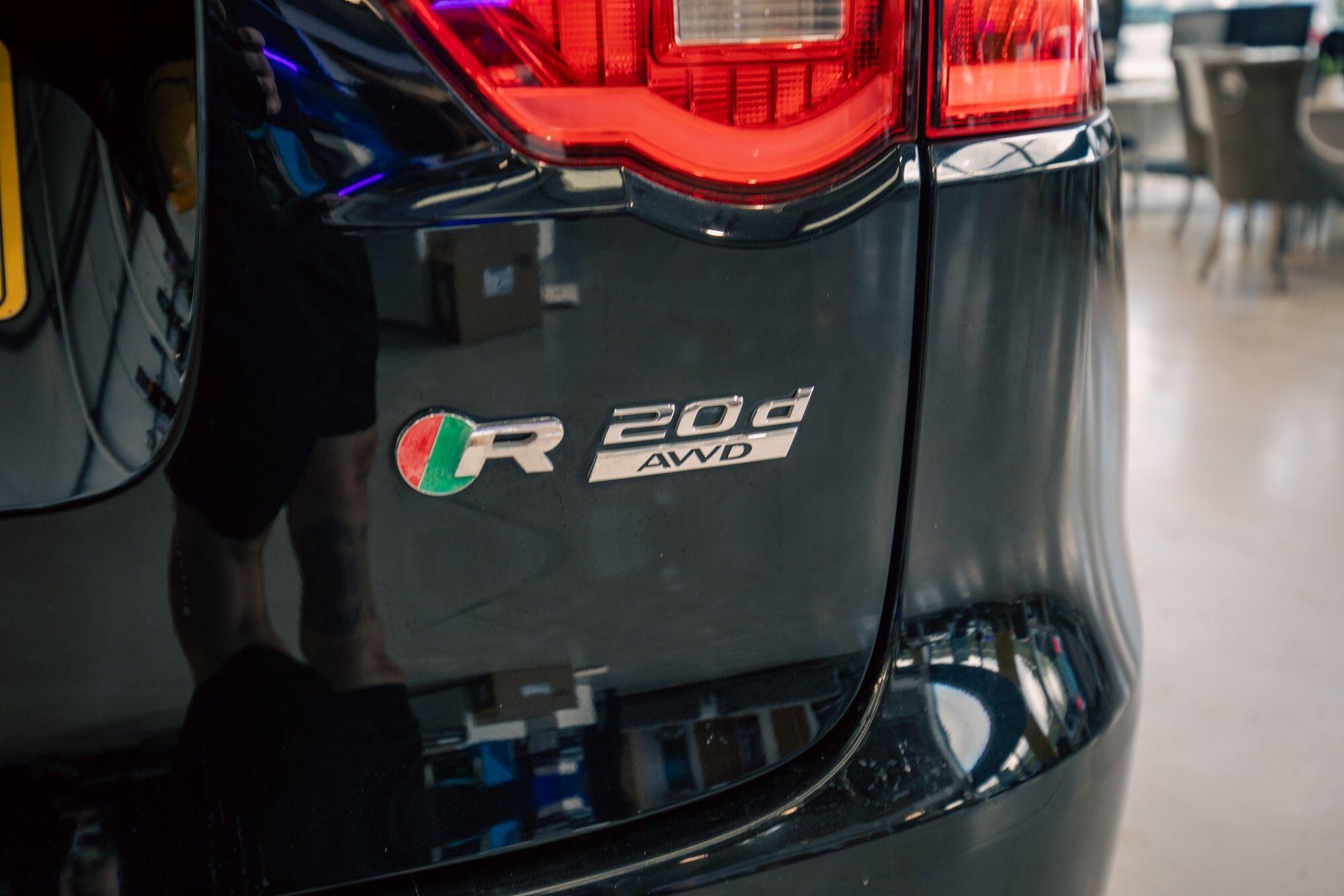 Jaguar F-Pace view 7