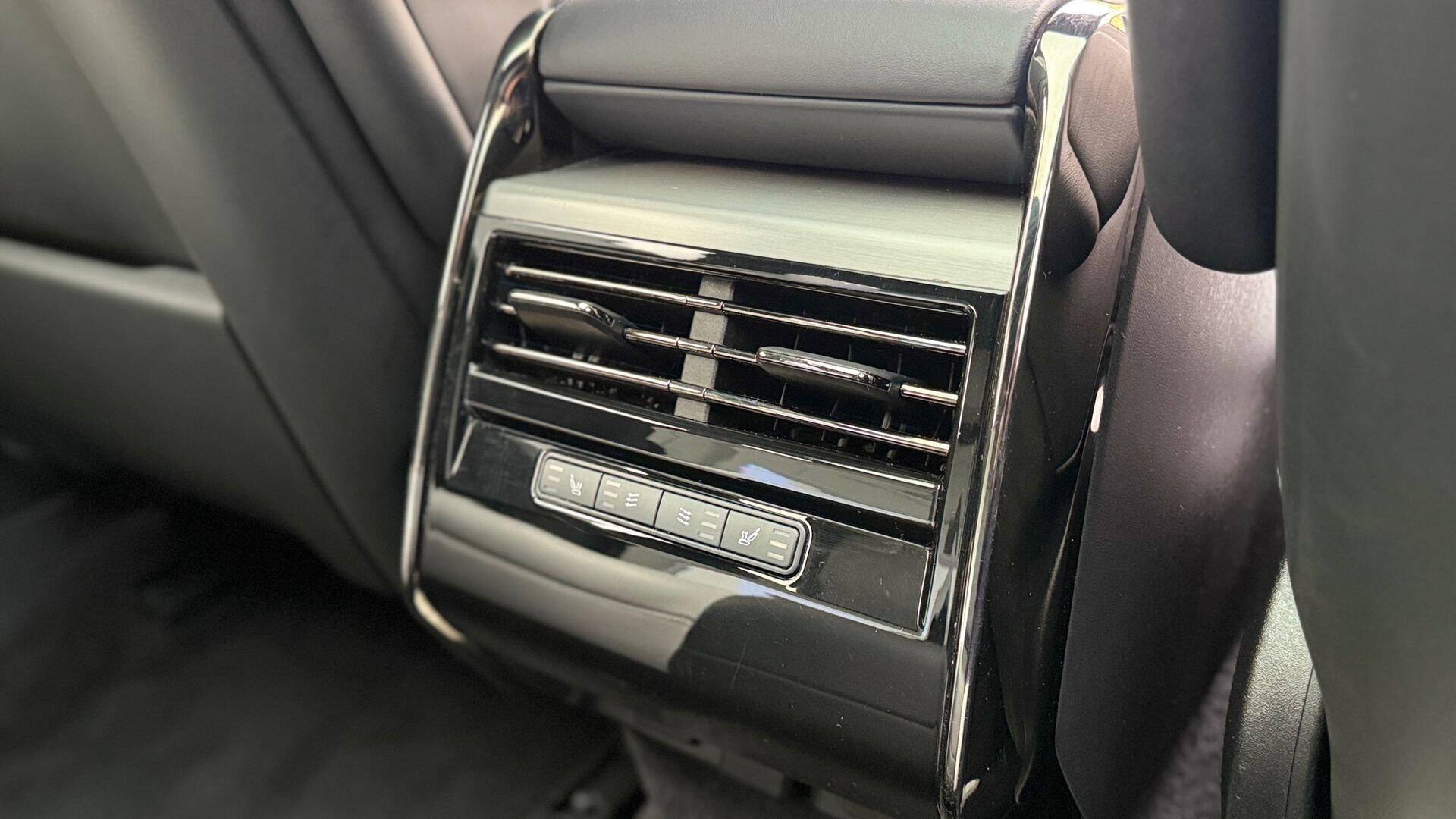 Land Rover Range Rover Sport view 18