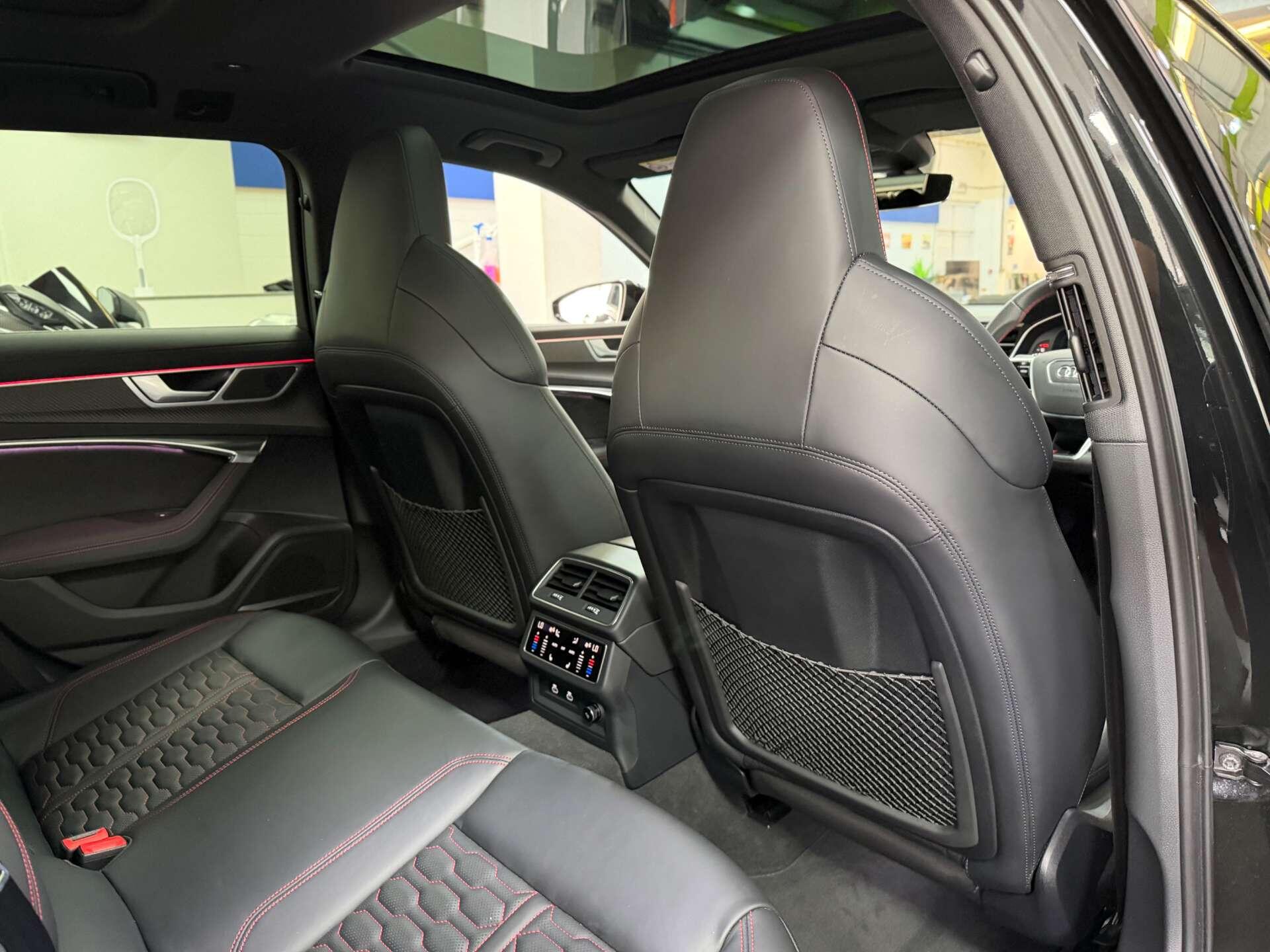 Audi RS6 view 57