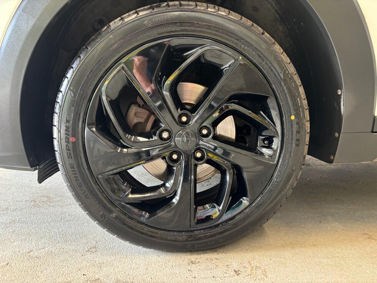 Hyundai Tucson view 9