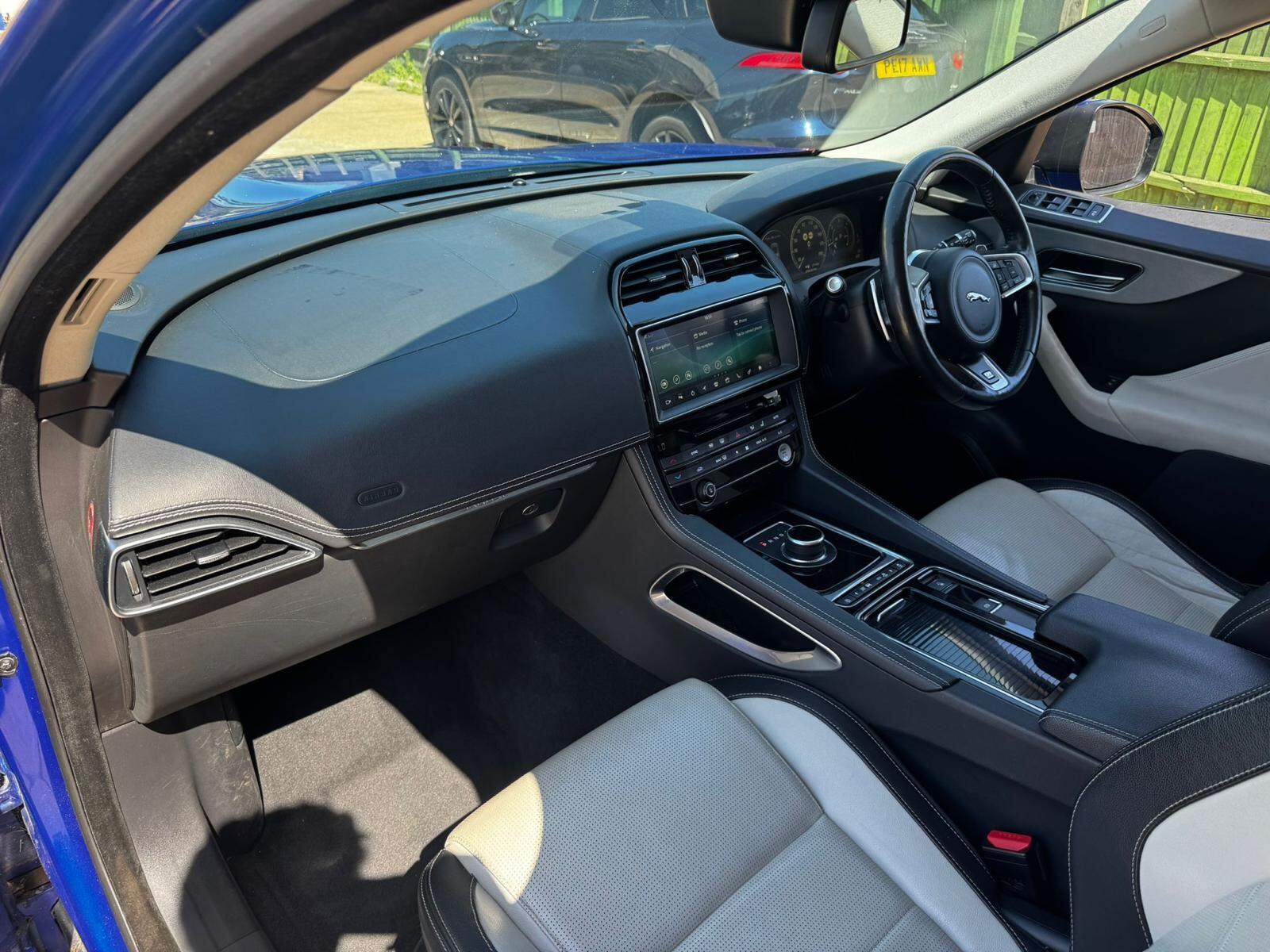 Jaguar F-Pace view 24