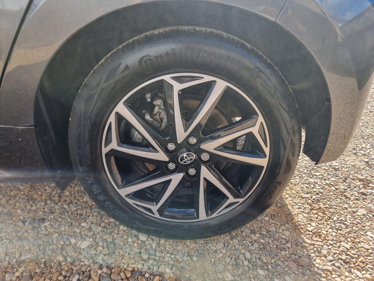 Toyota Yaris view 41