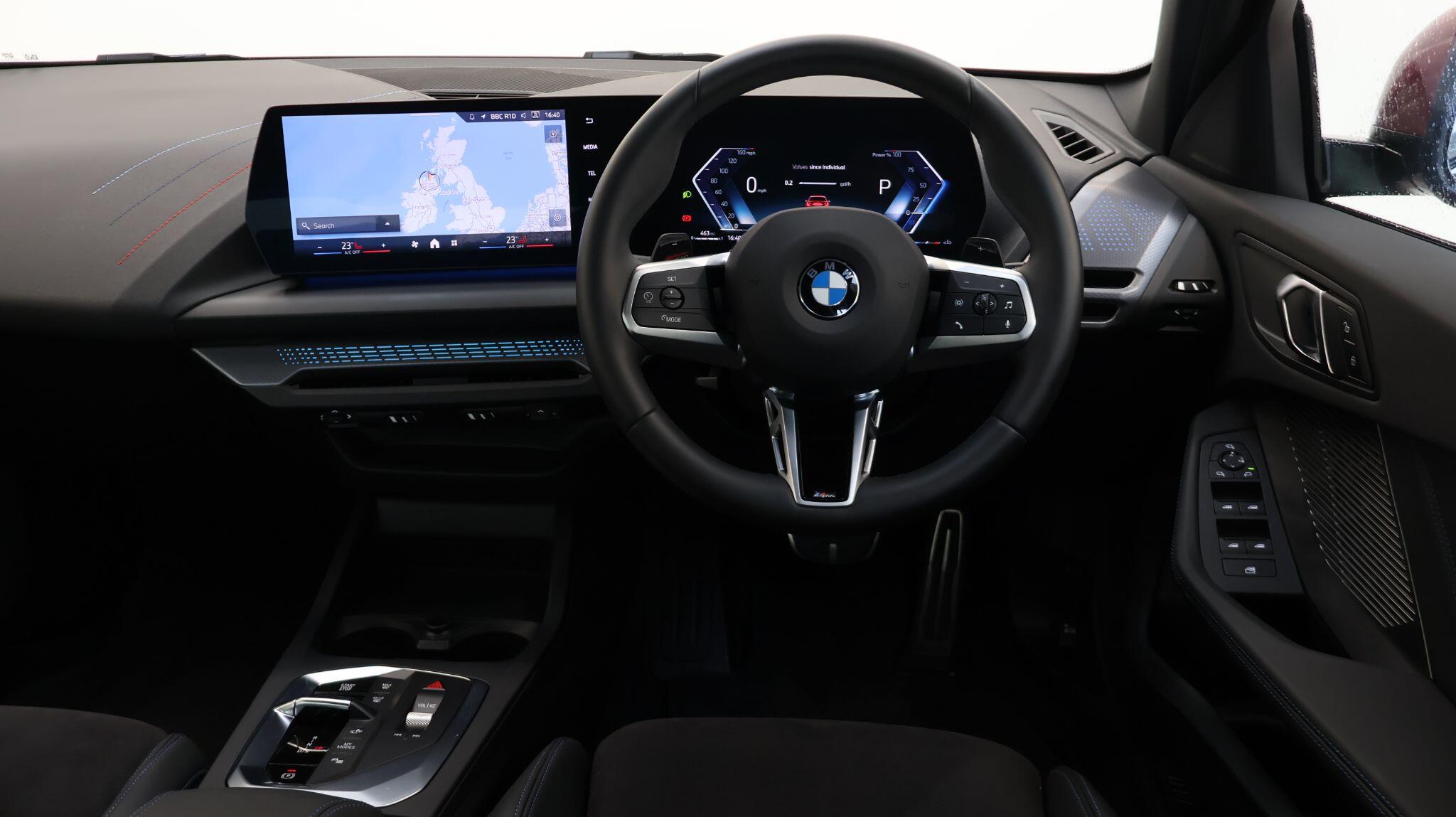 BMW 1 Series view 5