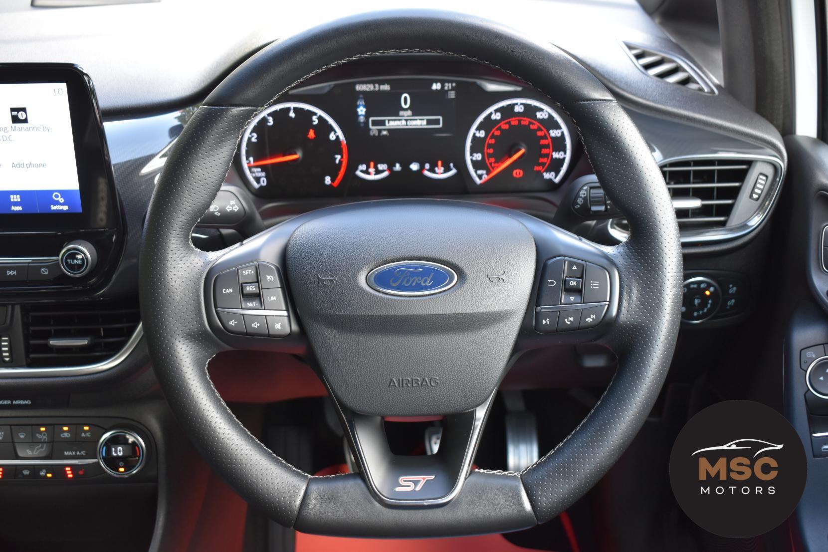 Ford Fiesta view 43