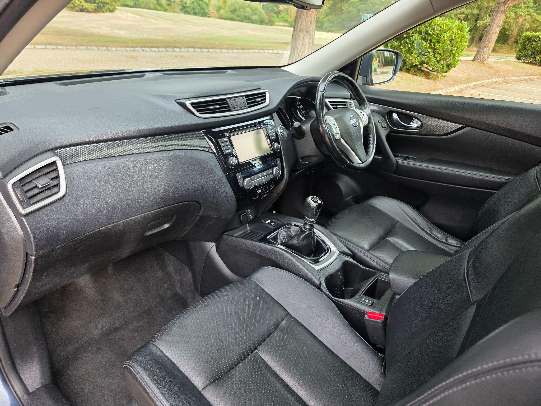 Nissan X-Trail view 34