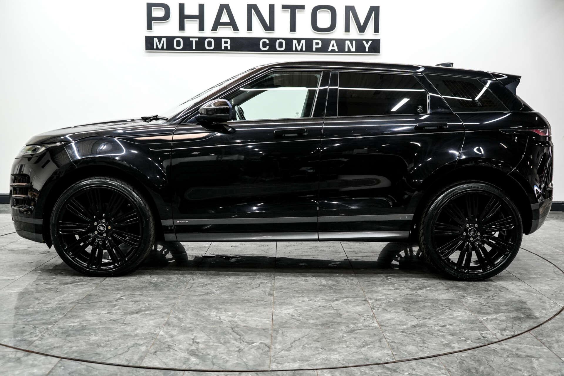 Land Rover Range Rover Evoque view 3