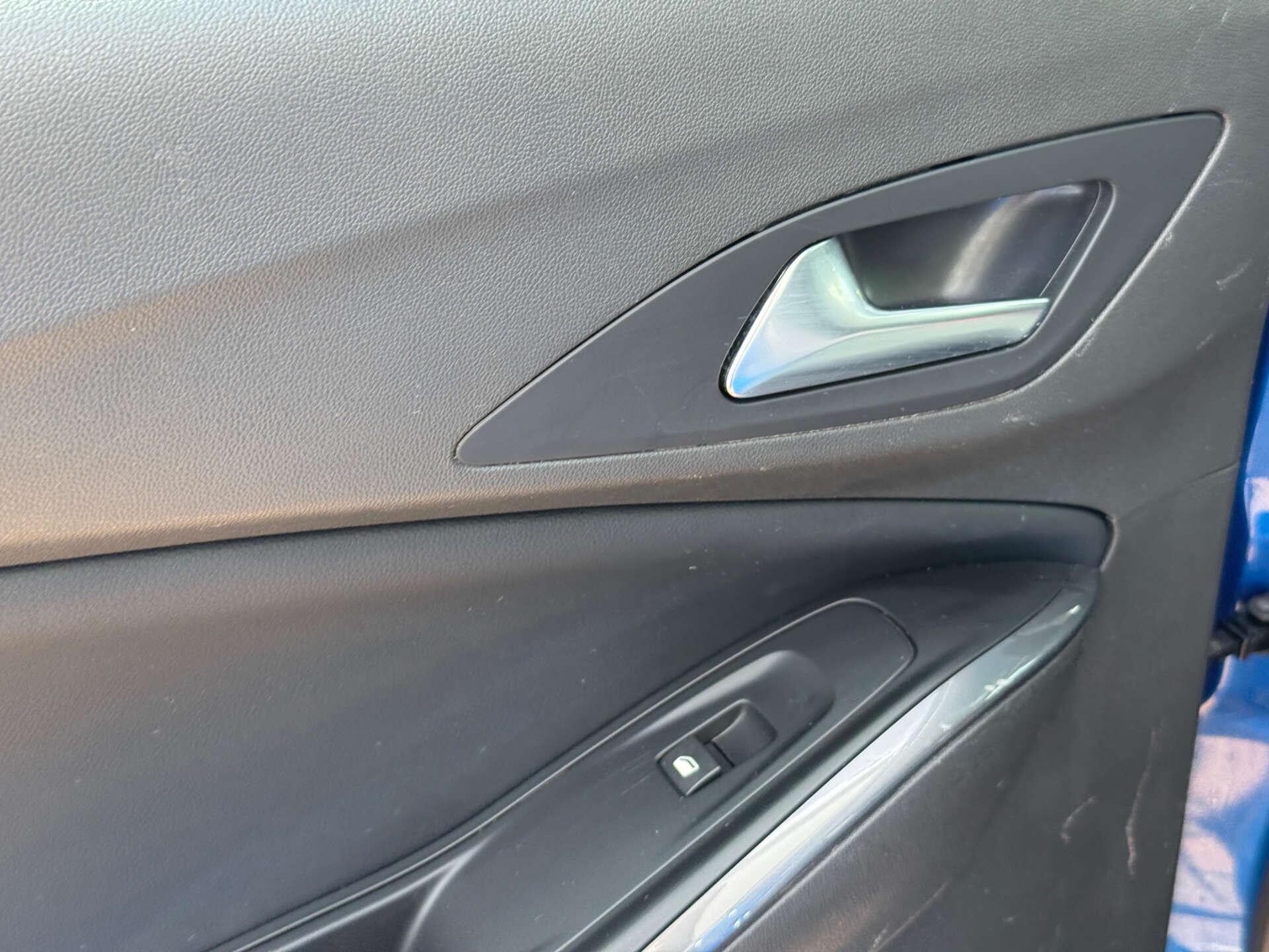 Vauxhall Grandland X view 39