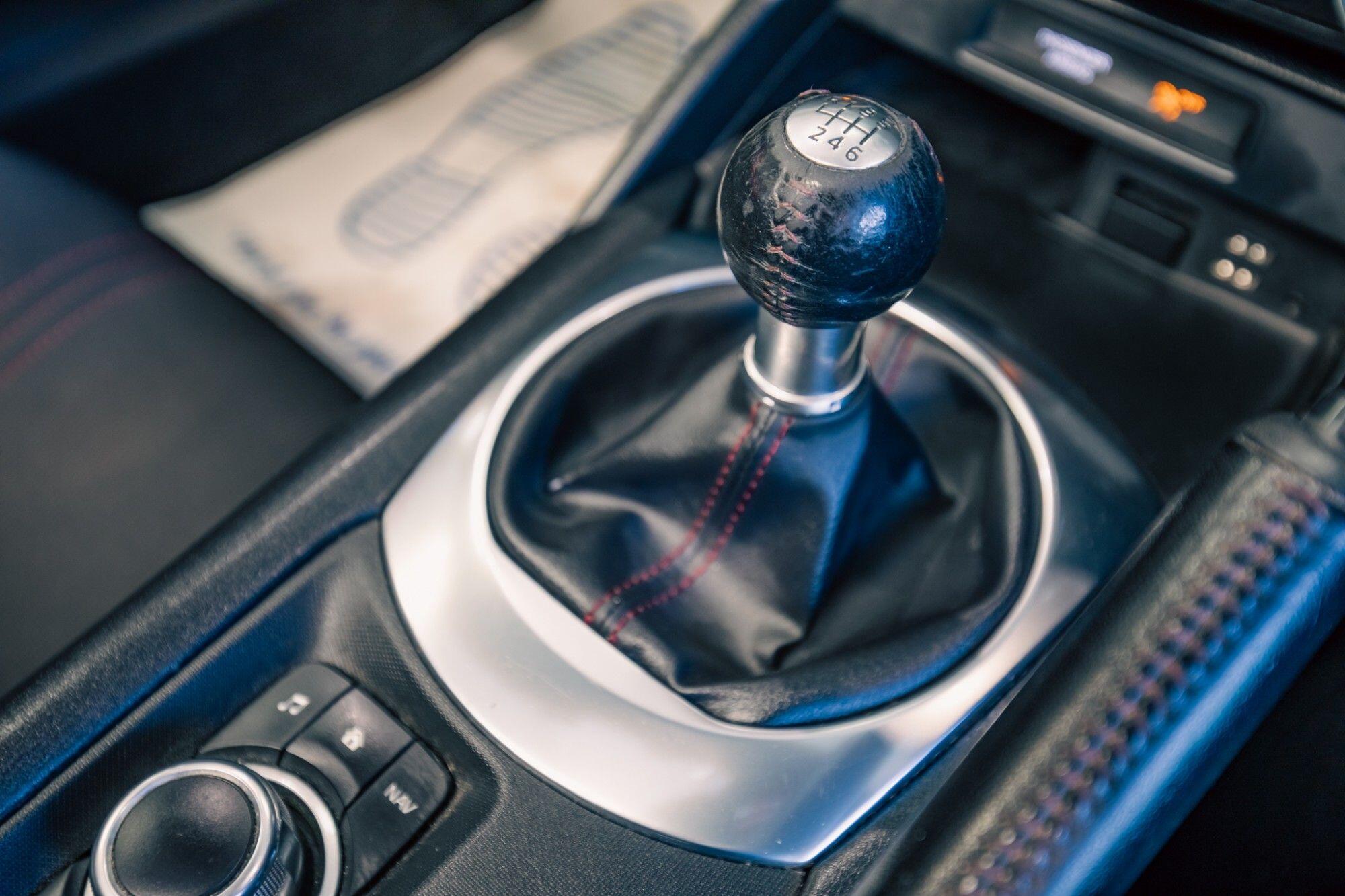 Mazda MX-5 view 16