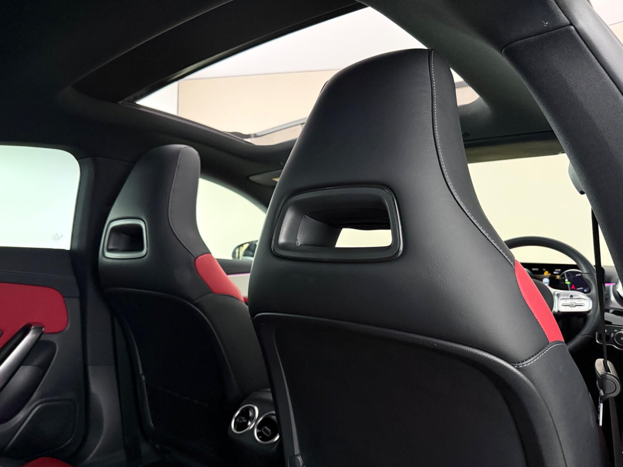 Mercedes-Benz Cla view 37