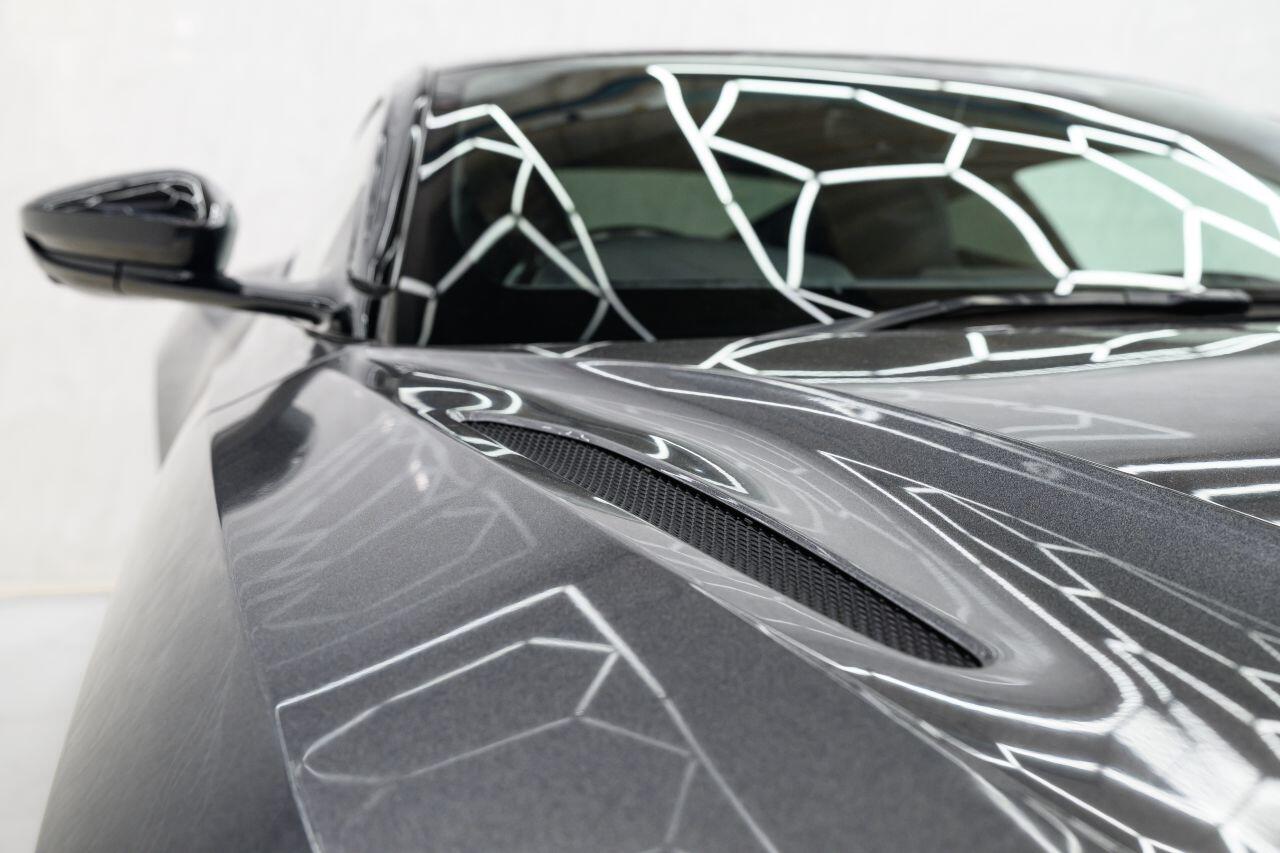 Aston Martin DB11 view 16