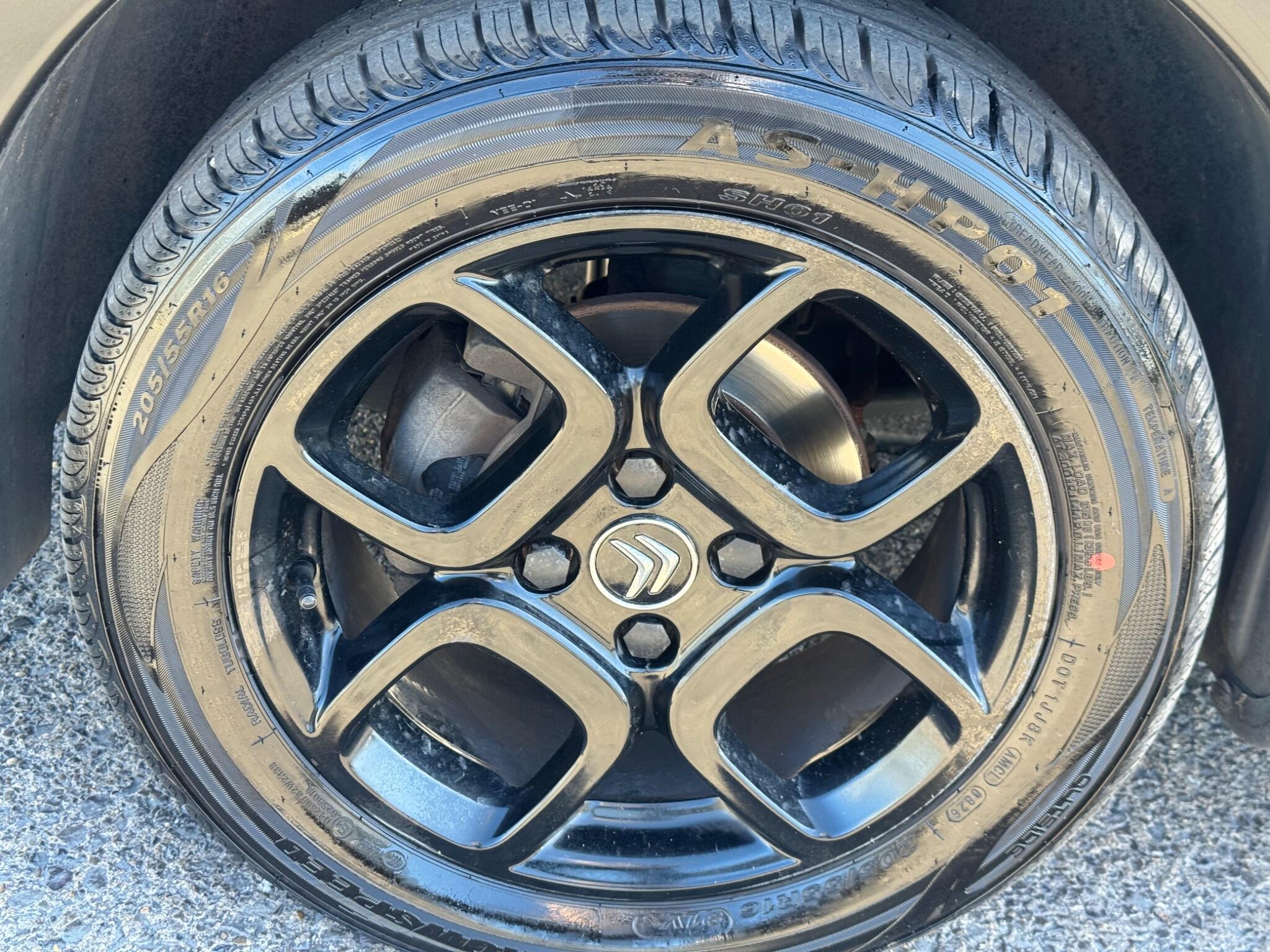 Citroen C4 Cactus view 38