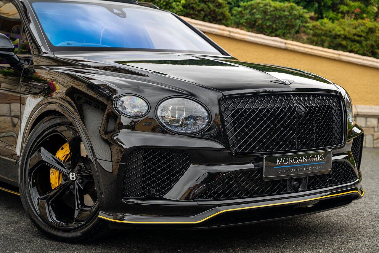 Bentley Bentayga view 26