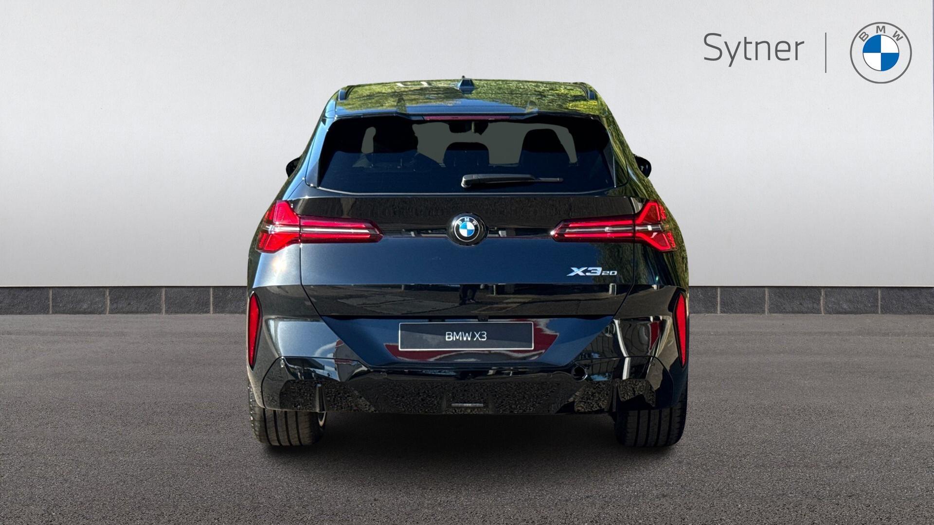 BMW X3 view 23