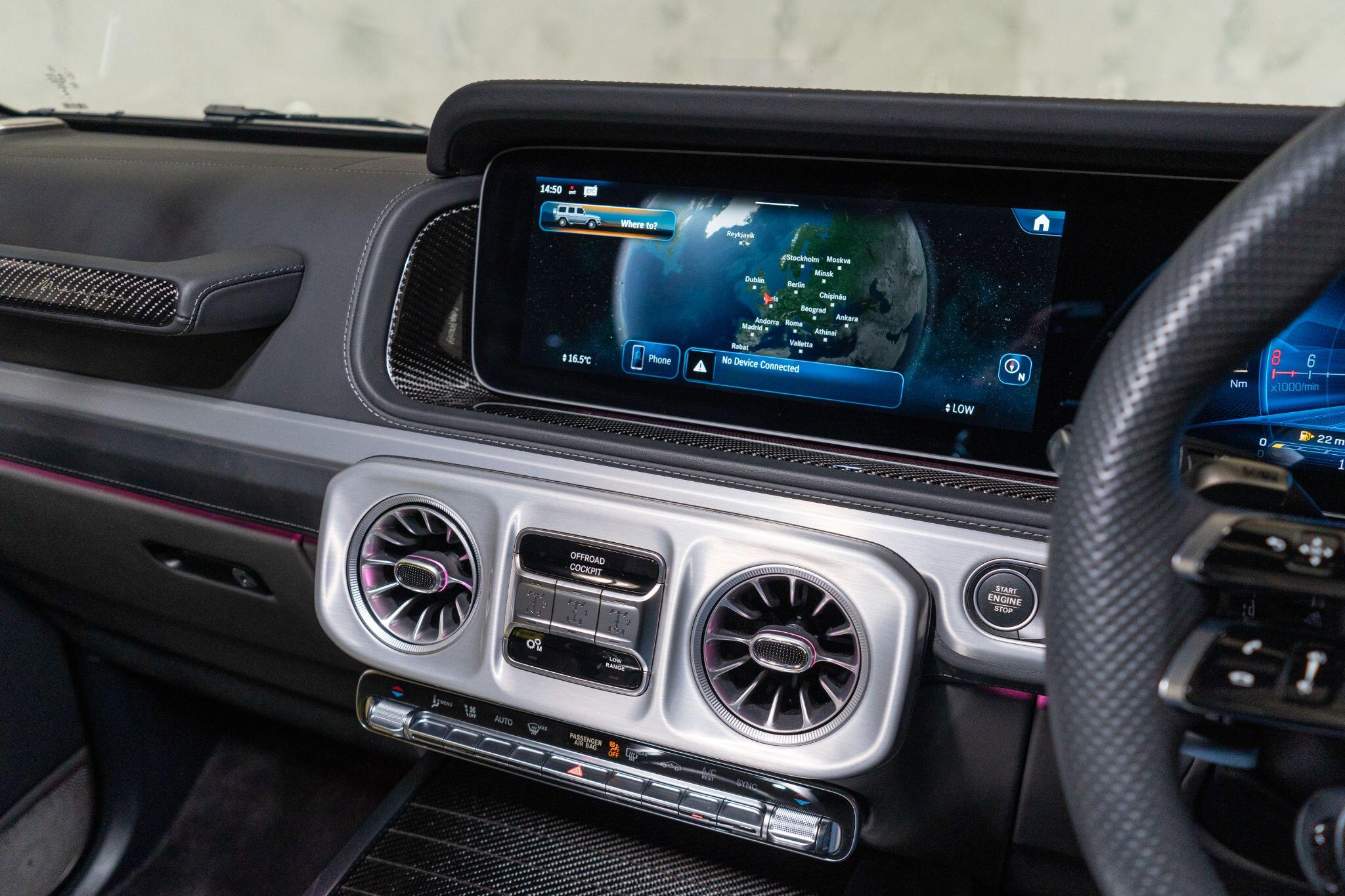 Mercedes-Benz G-Class view 28