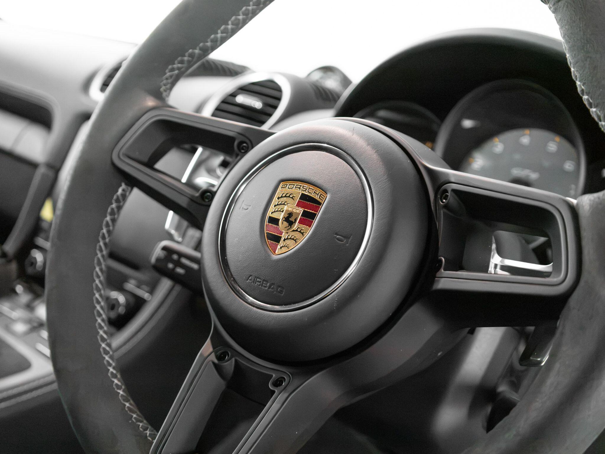 Porsche Cayman view 78