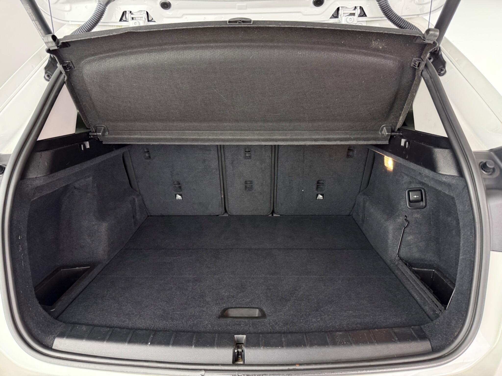 BMW X1 view 10