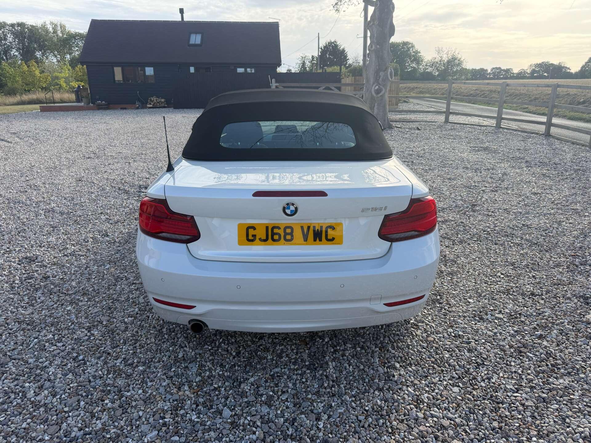 BMW 2 Series view 9