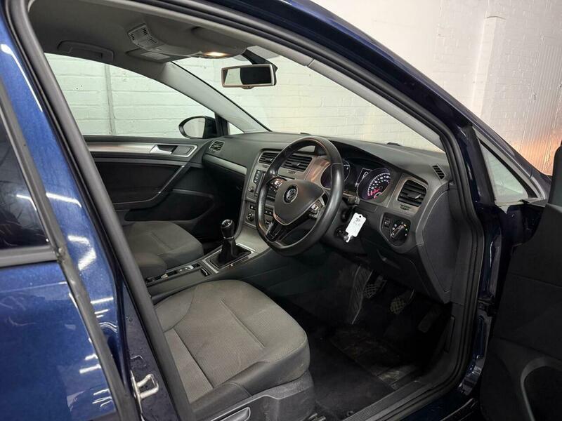 2016 Volkswagen Golf 2.0 TDI BlueMotion Tech Match Edition Euro 6 (s/s) 5dr • 112,500 miles image 18