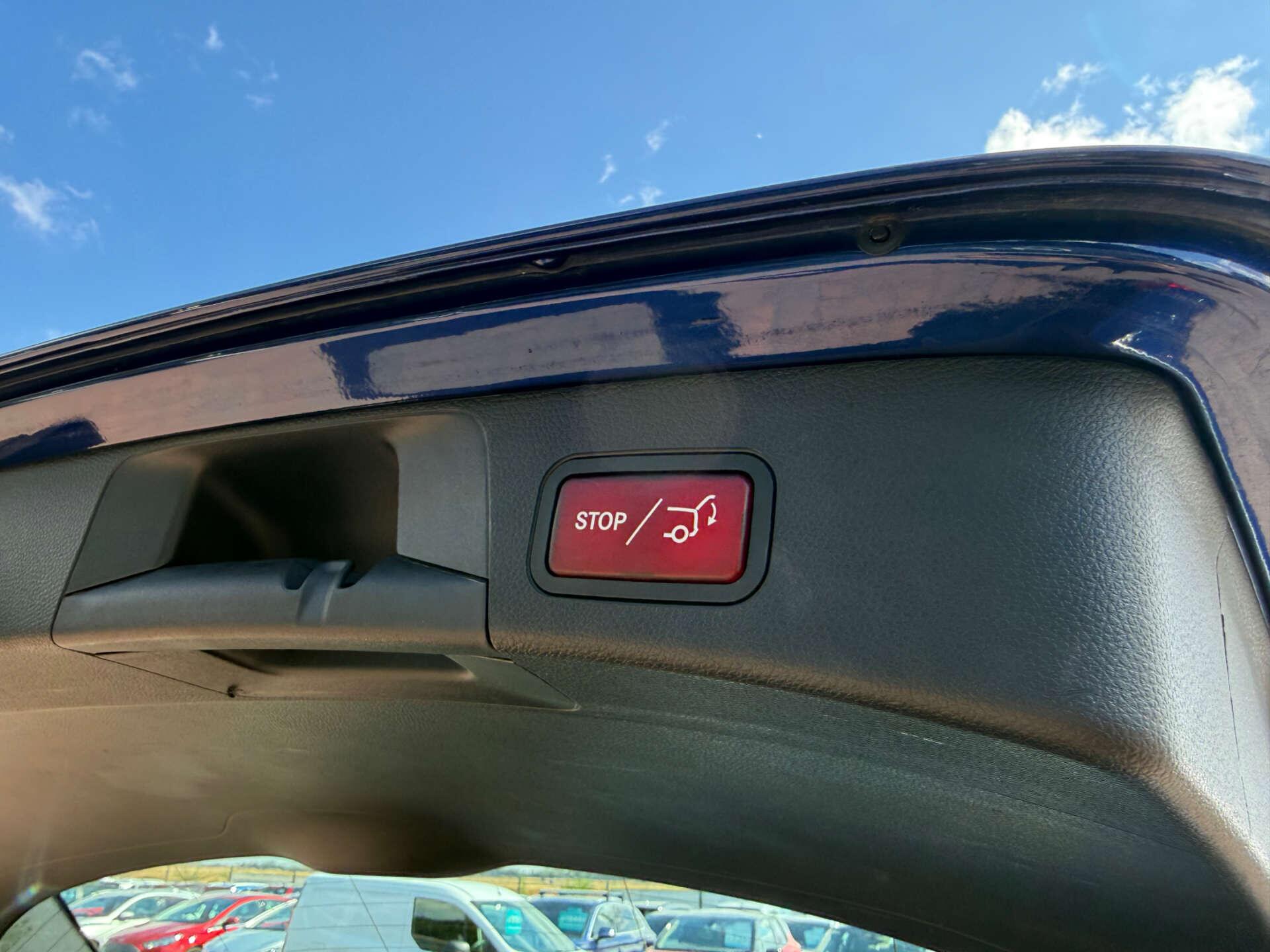 Mercedes-Benz C-Class view 27