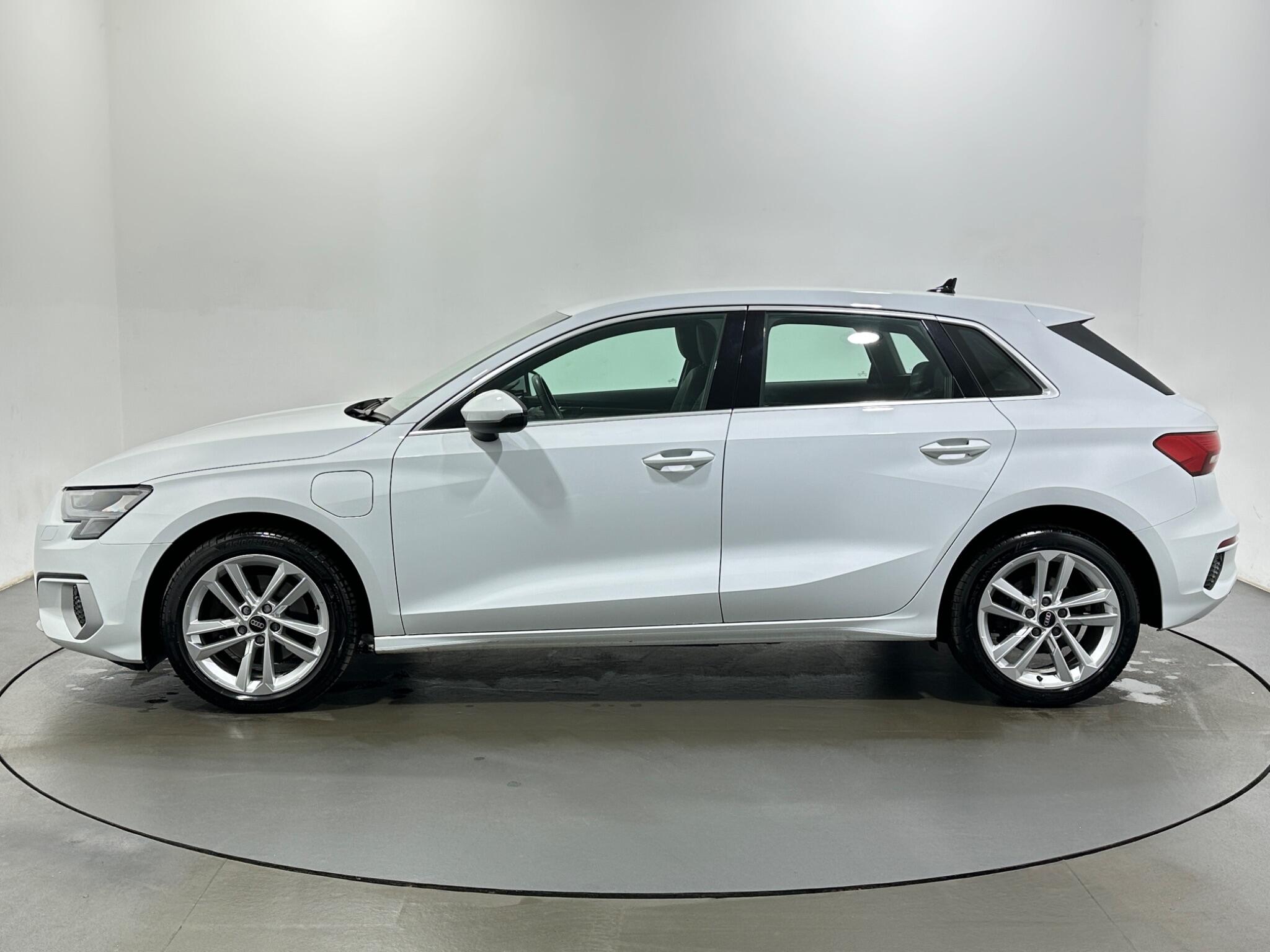 Audi A3 view 5