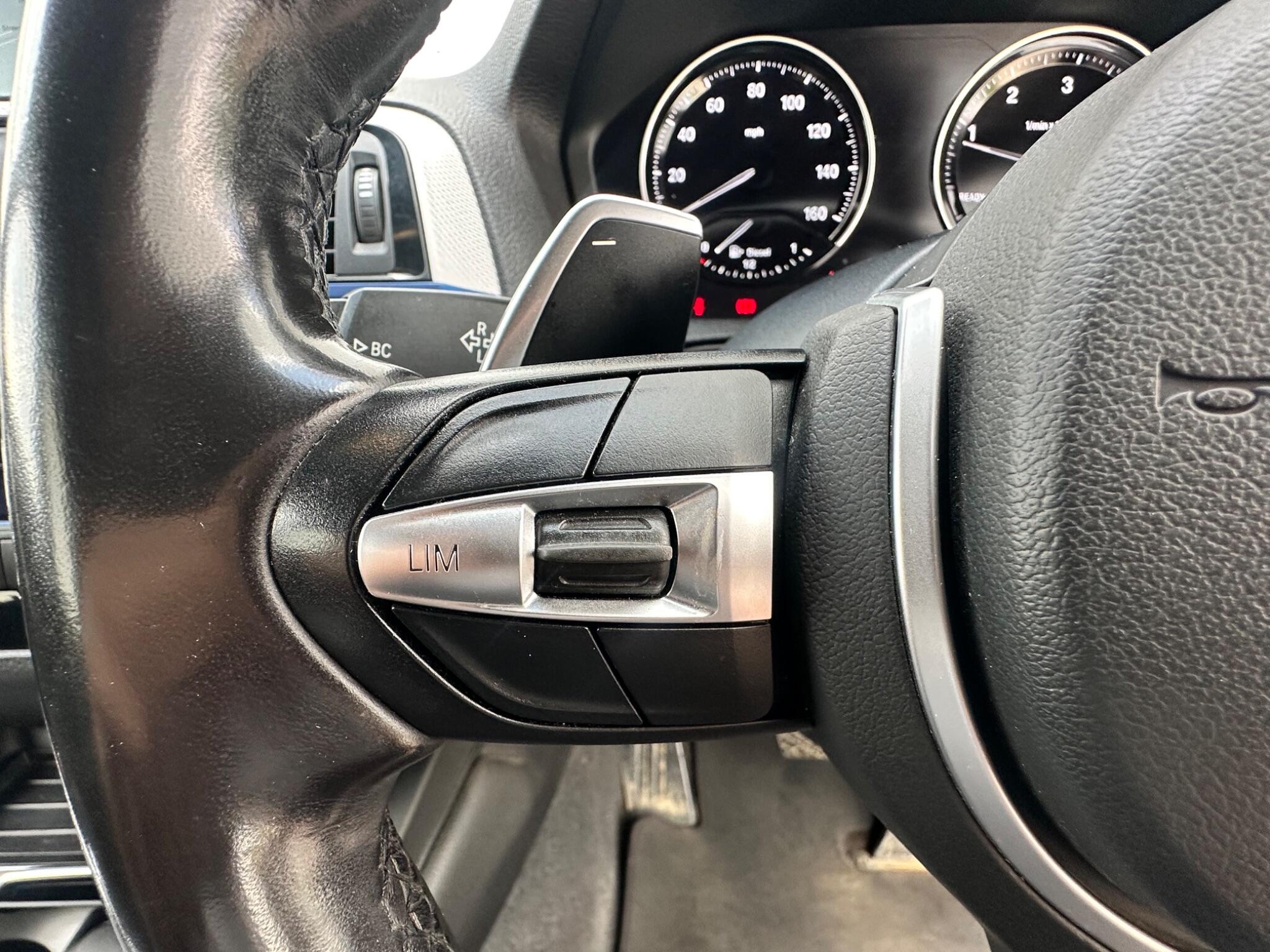 BMW 1 Series view 16