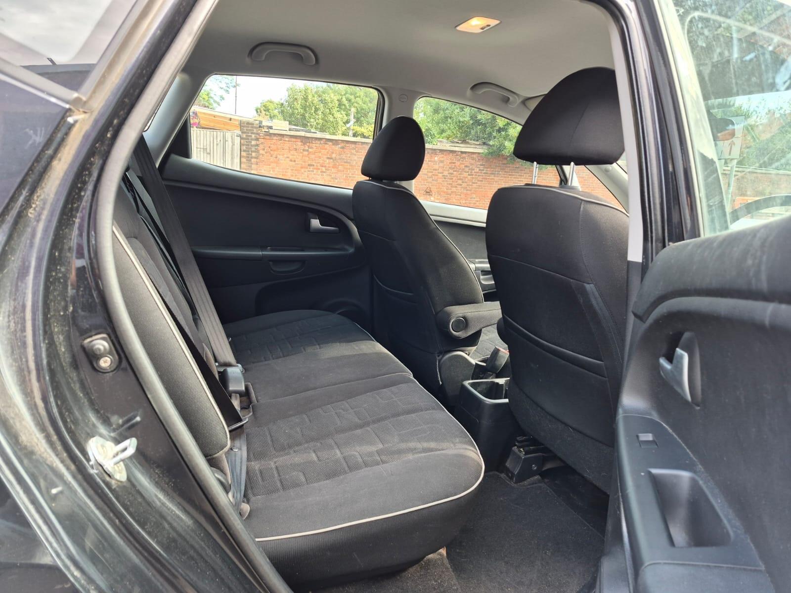 Kia Venga view 9