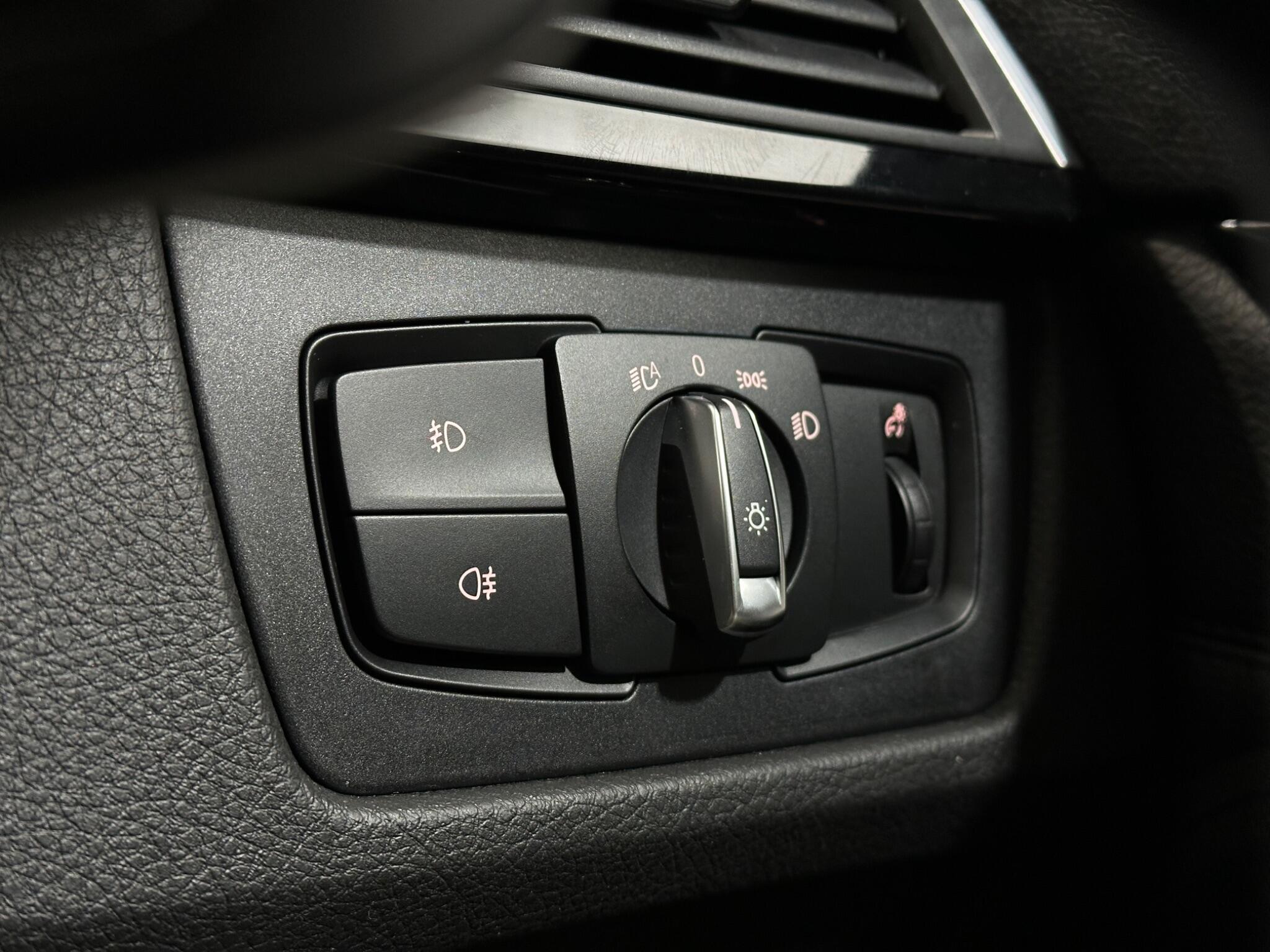 BMW 4 Series view 18