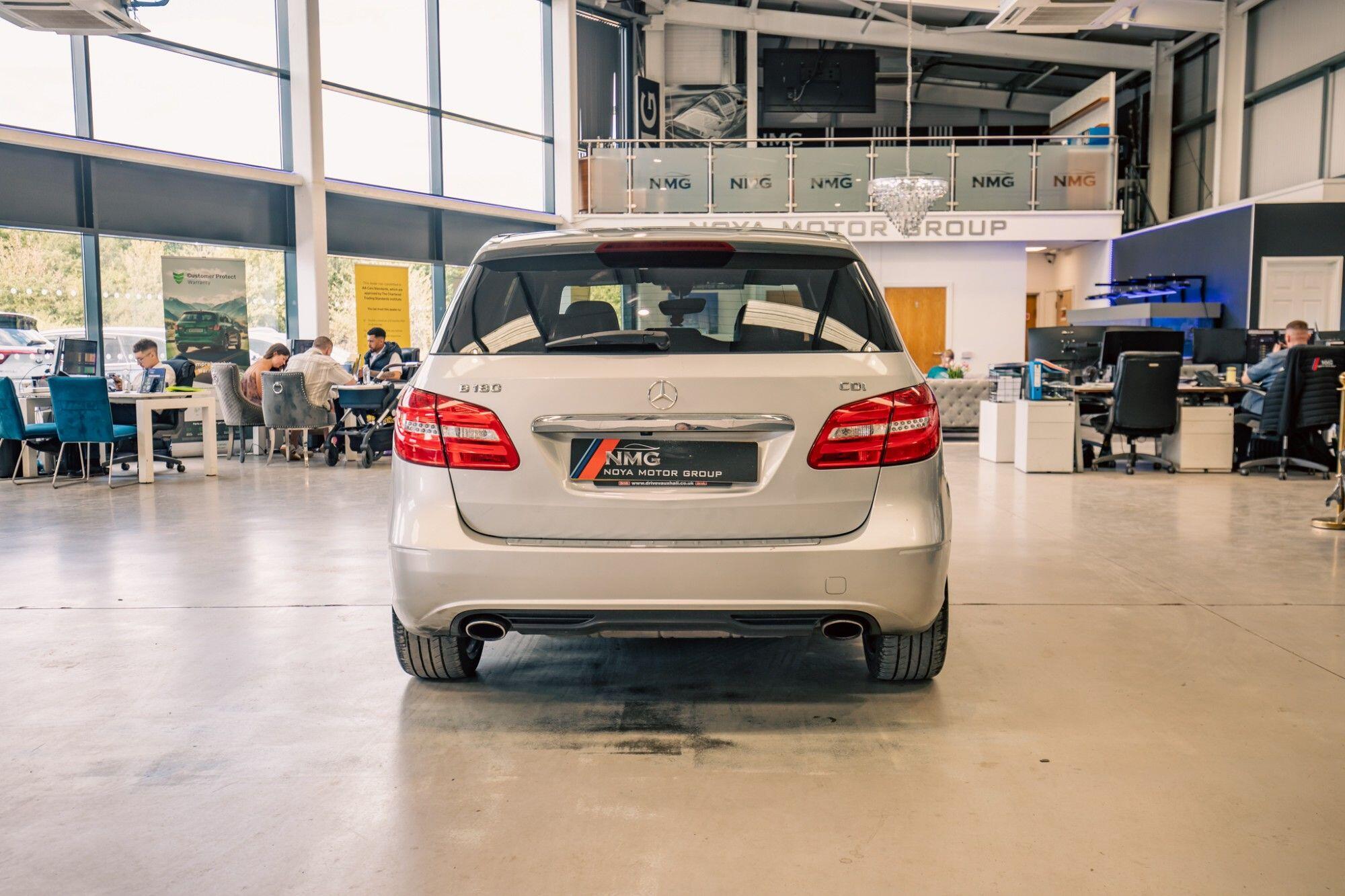 Mercedes-Benz B-Class view 27