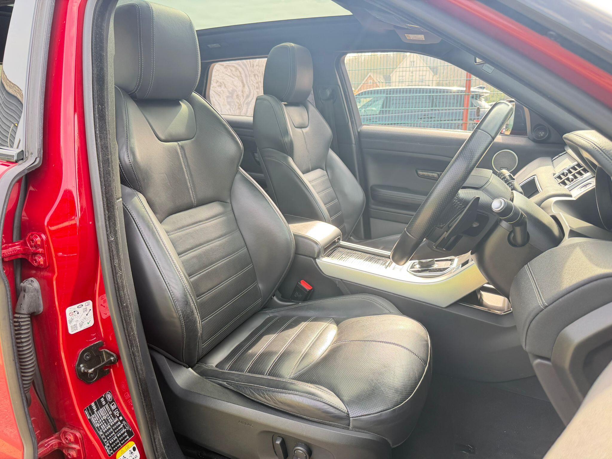Land Rover Range Rover Evoque view 16