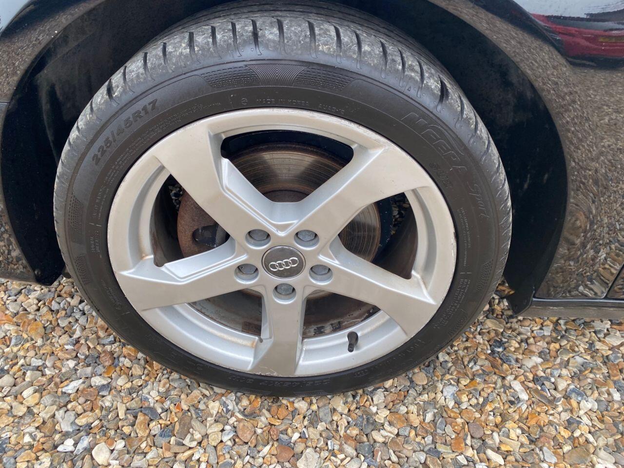 Audi A3 view 34