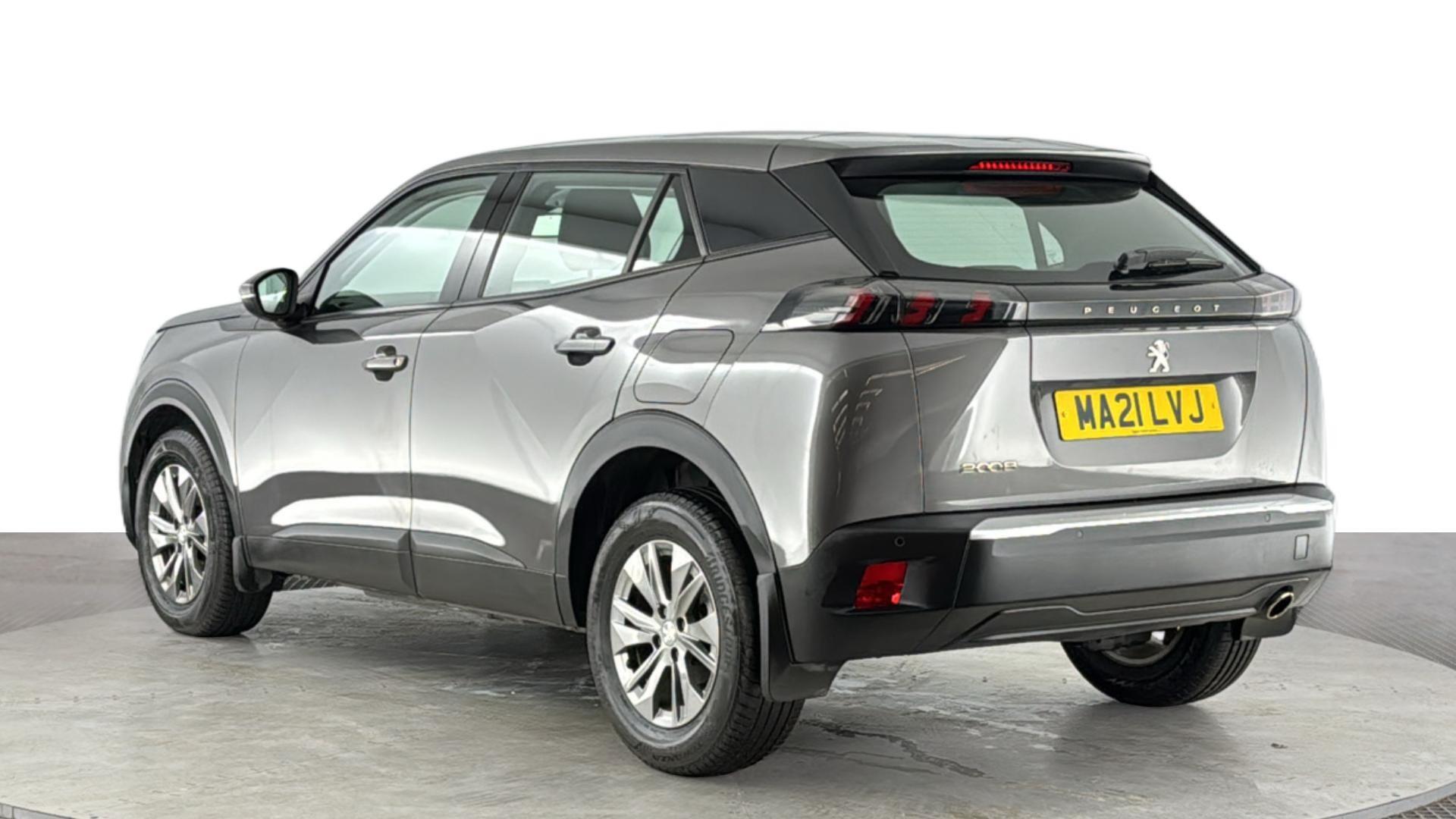 Peugeot 2008 view 6