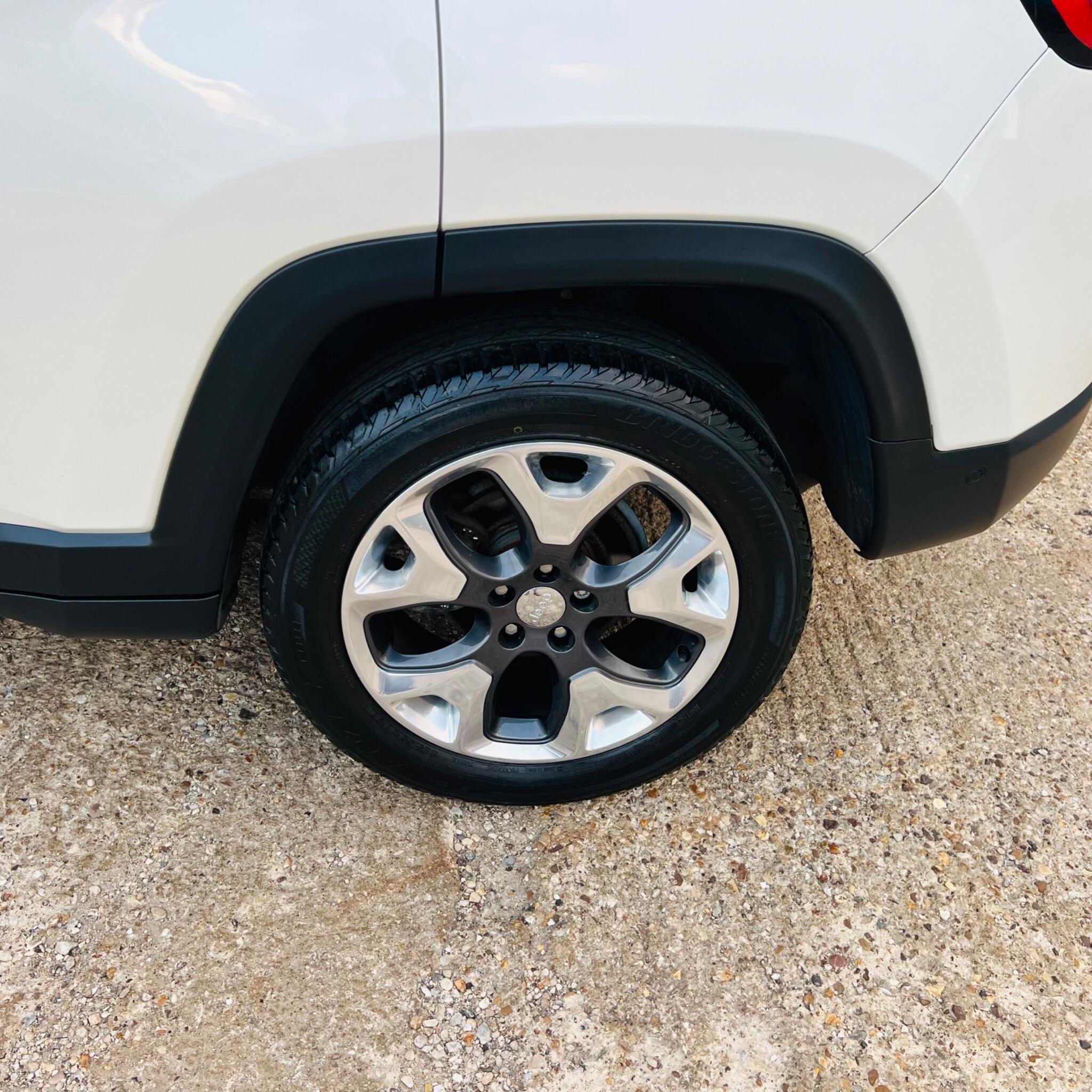 Jeep Compass view 12