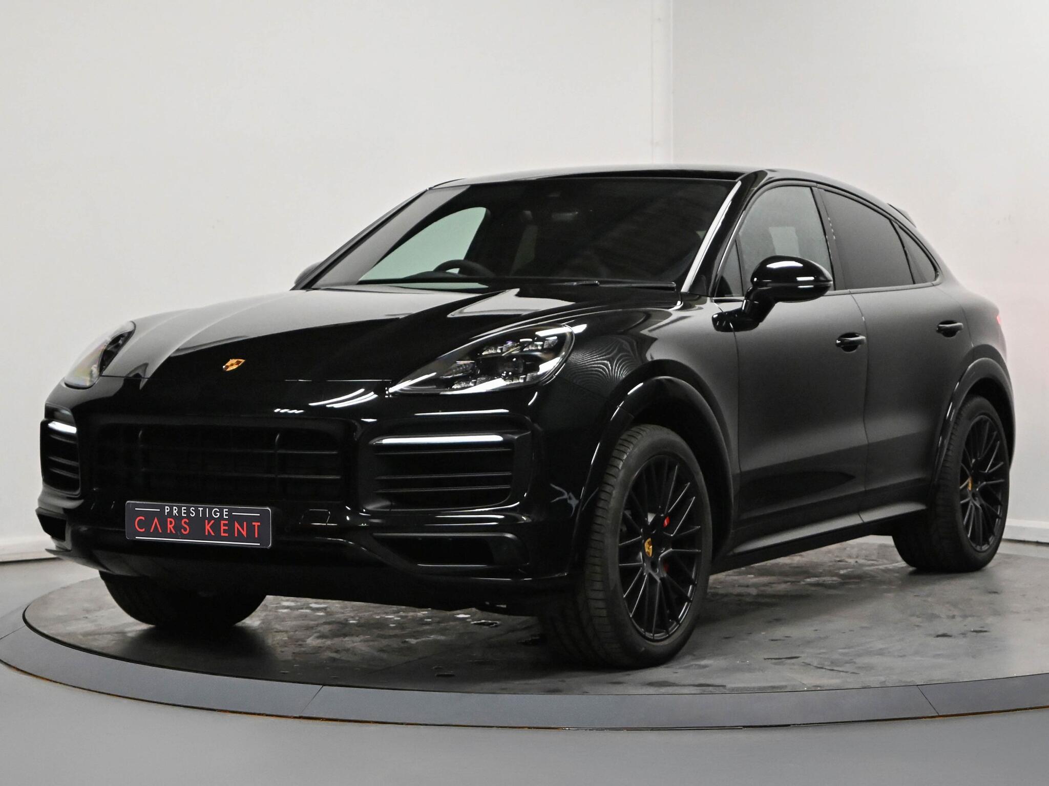 Porsche Cayenne view 6