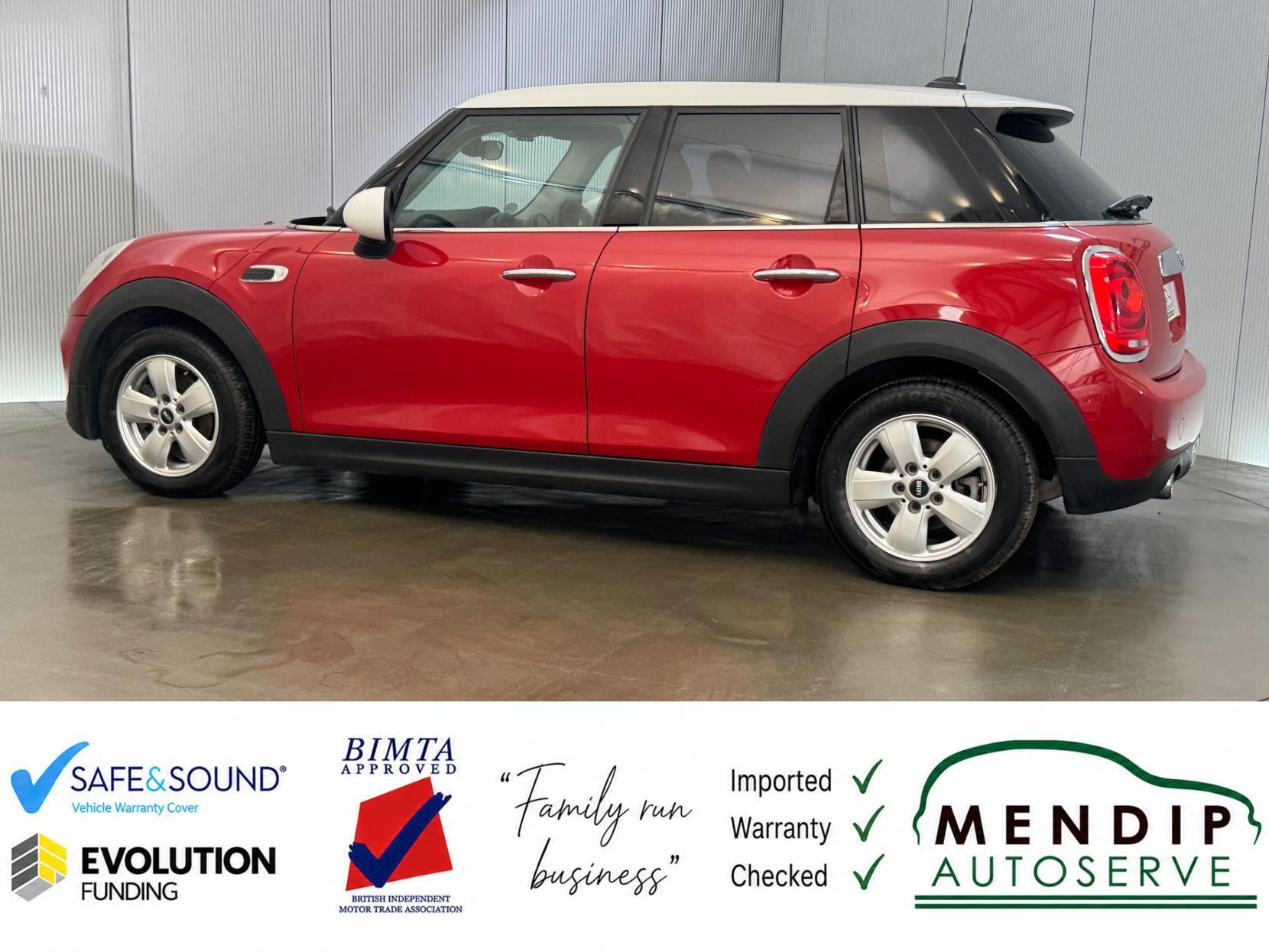 Mini Cooper view 12