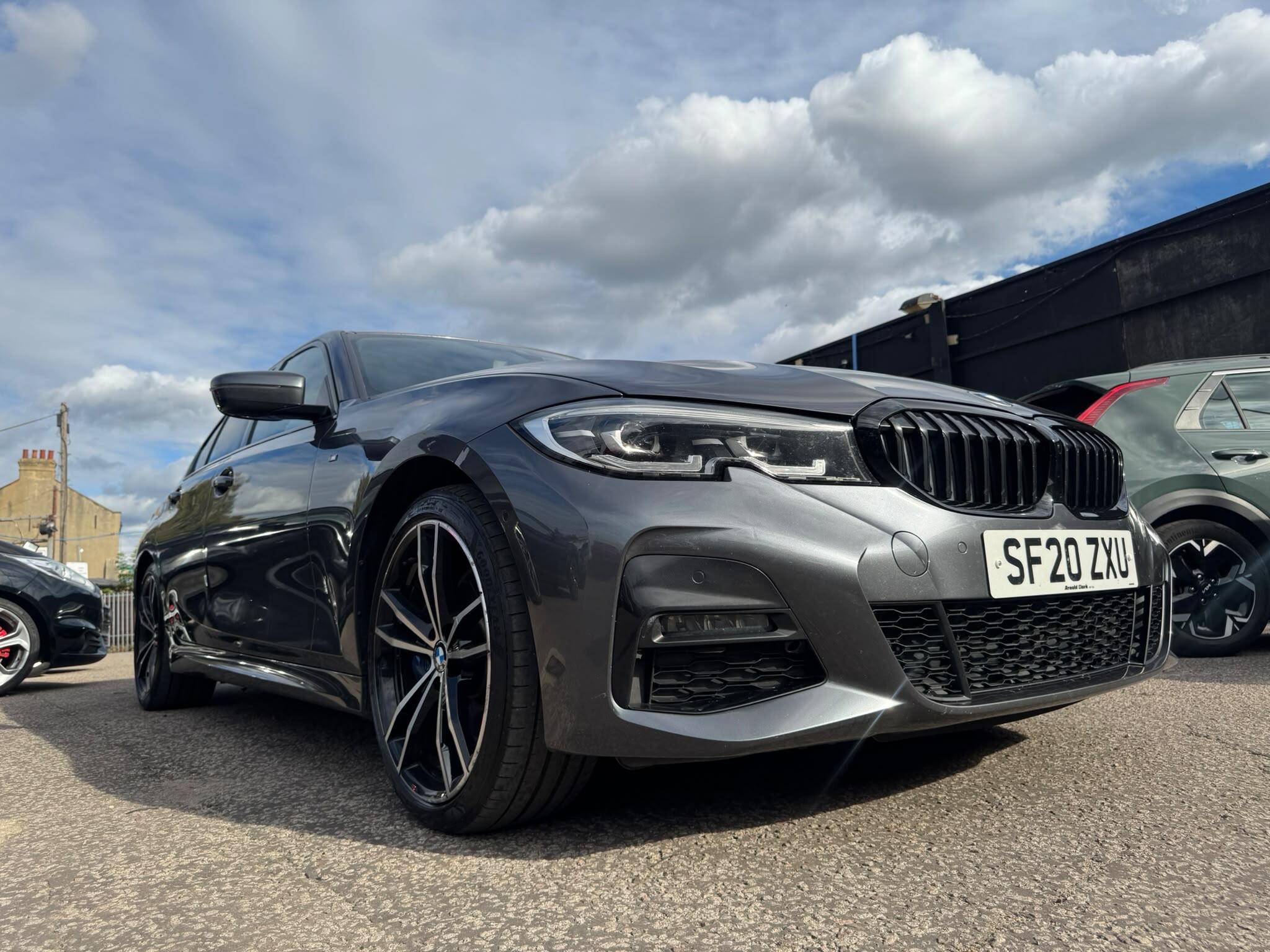 BMW 3 Series view 33