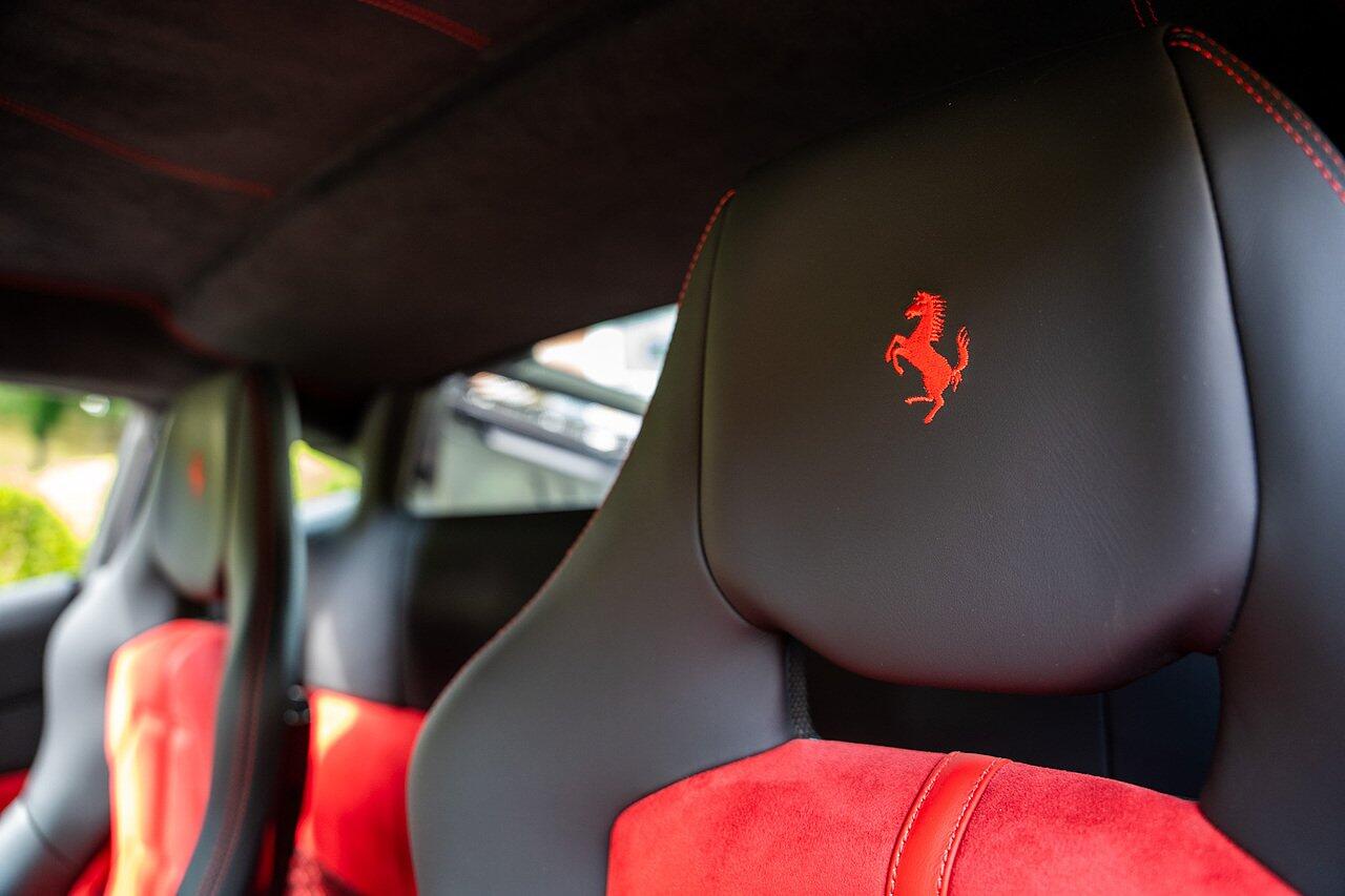 Ferrari 488 view 75