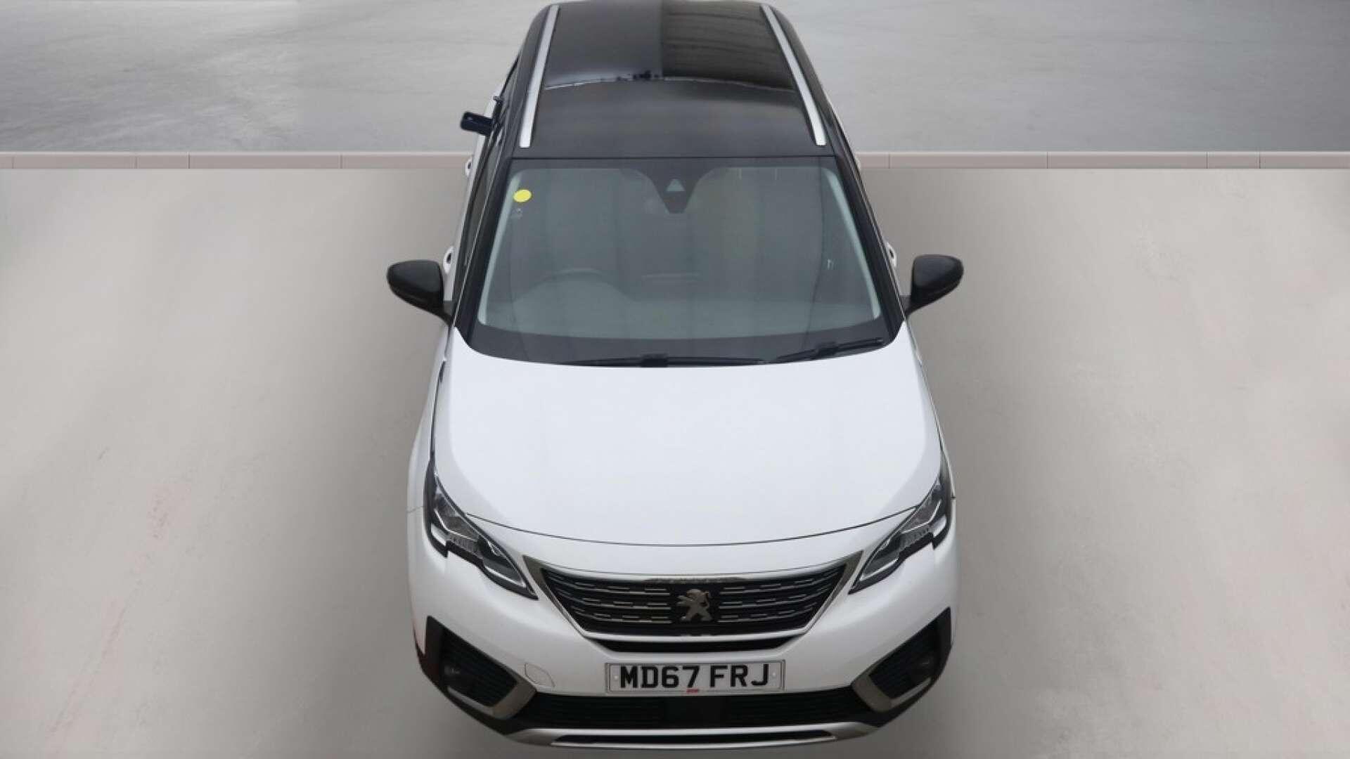 Peugeot 5008 view 8